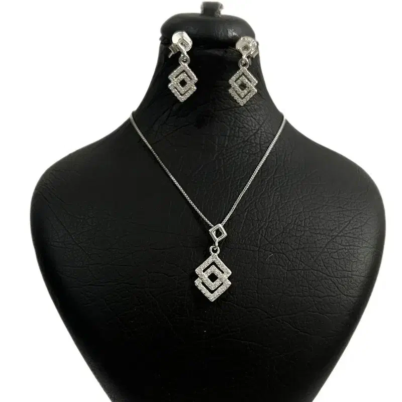 نیم ست نقره زنانه مسیر بی انتها ۶۲۶۸ با قیمت مناسب|جواهرات|شیراز, گلستان|دیوار