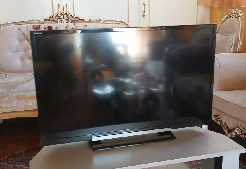 تلویزیون LCD مارک SONY|تلویزیون و پروژکتور|اردبیل, |دیوار