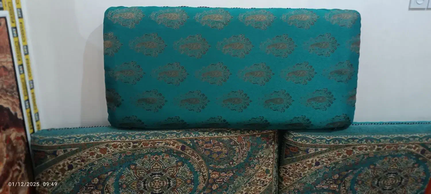 پشتی و روفرشی|روفرشی|ایلام, |دیوار