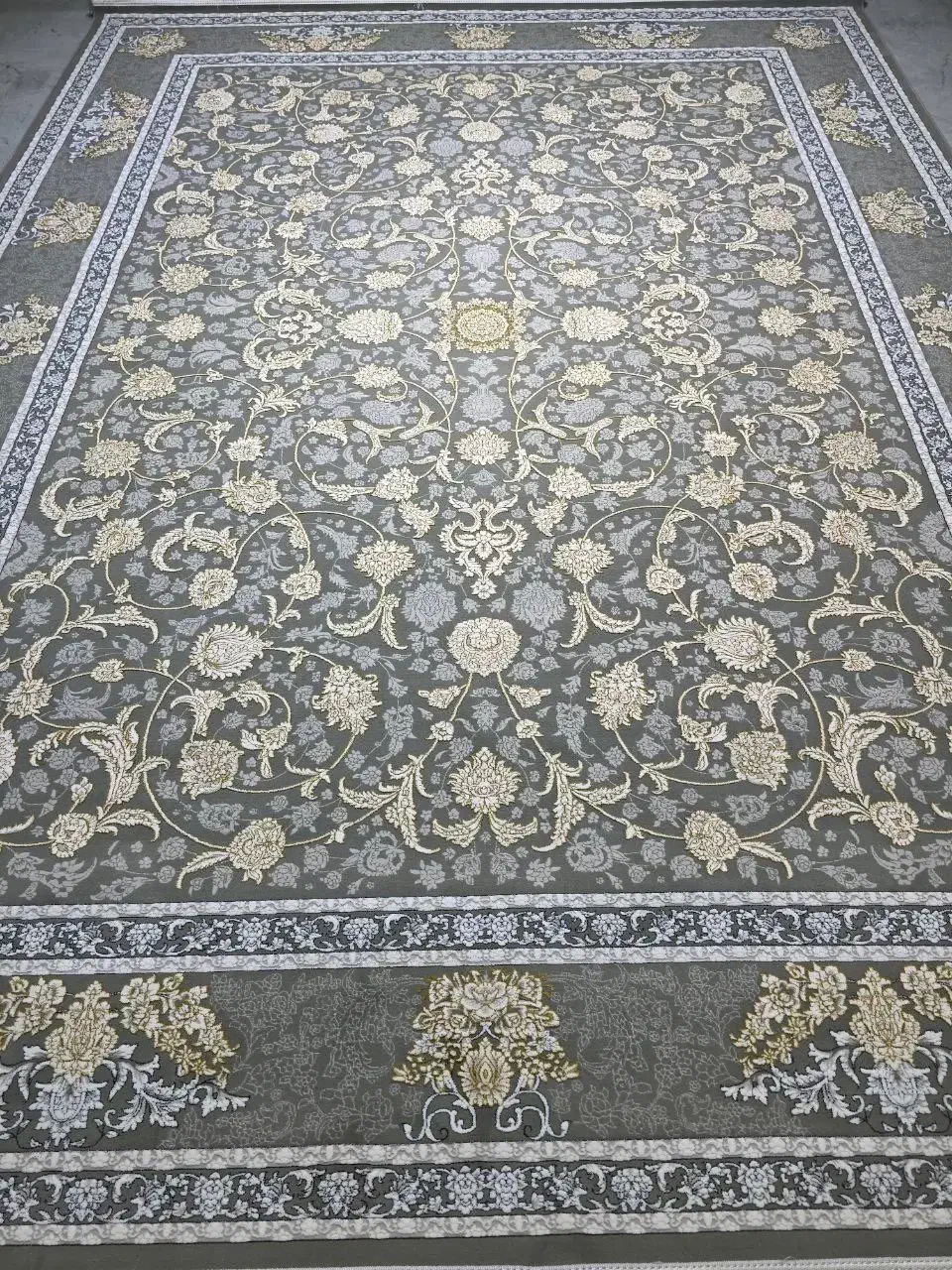 فرش ۷۰۰ شانه تراکم ۳۰۰۰ واقعی نمای ۱۲۰۰|فرش|کاشان, شهرک صنعتی راوند|دیوار