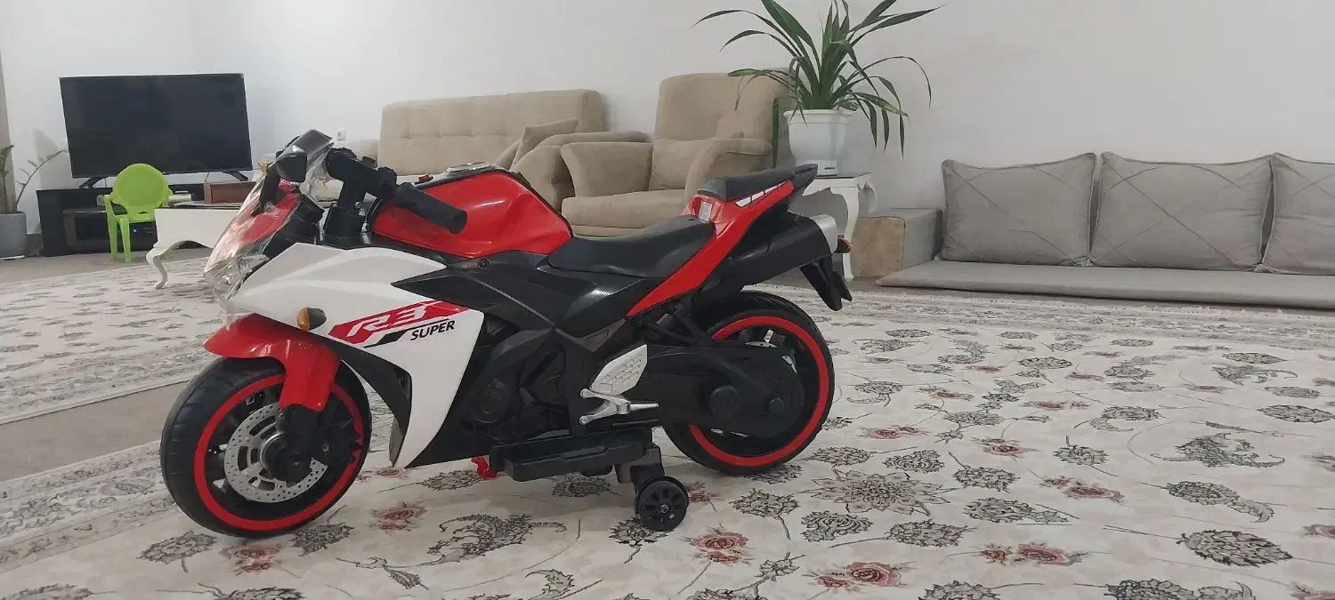 موتور شارژی در حد نو سالم|اسباببازی بچه|بندر گناوه, |دیوار