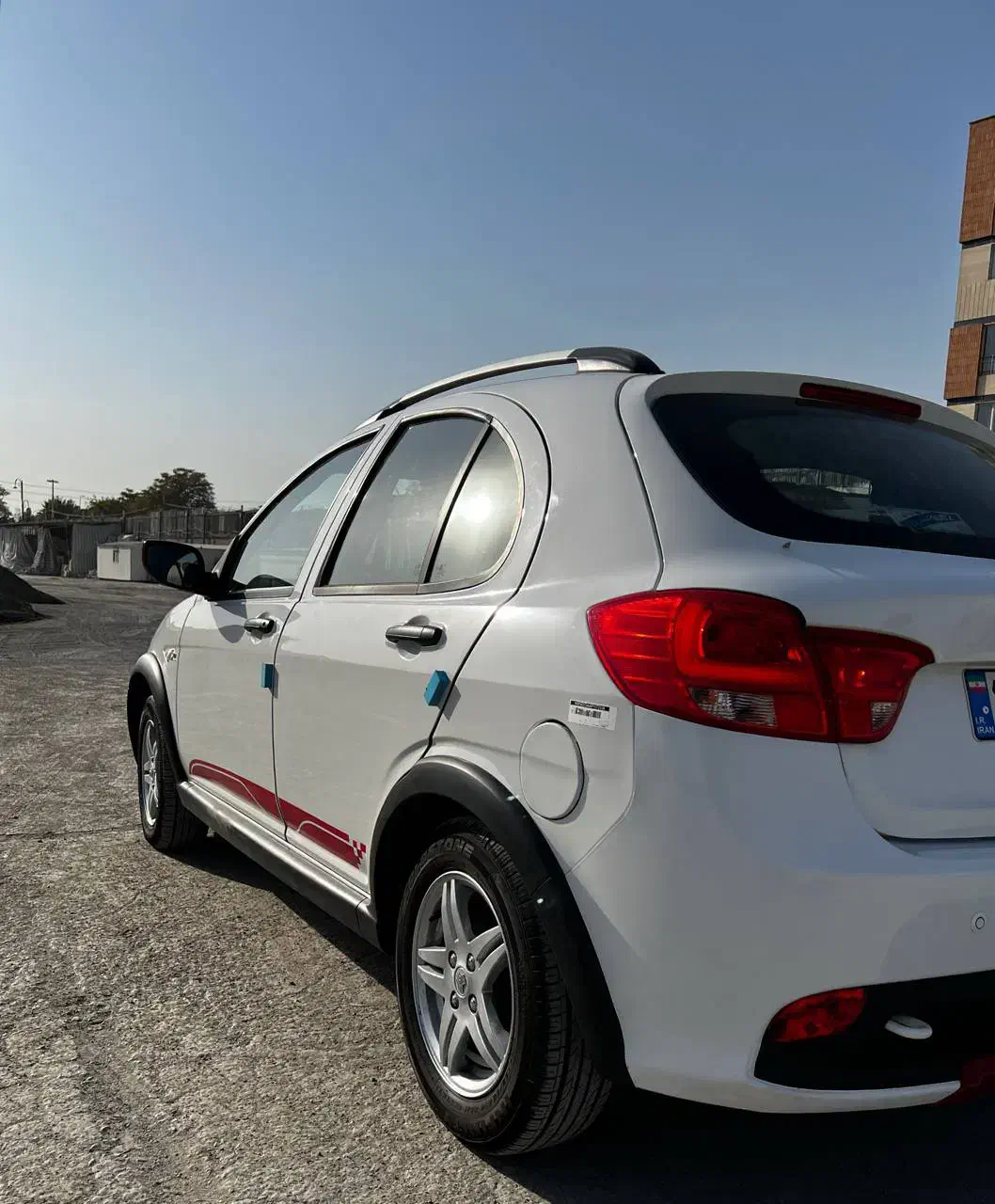 کوییک R ۴۰۲ درحدصفربا رینگ|خودرو سواری و وانت|تهران, نازیآباد|دیوار