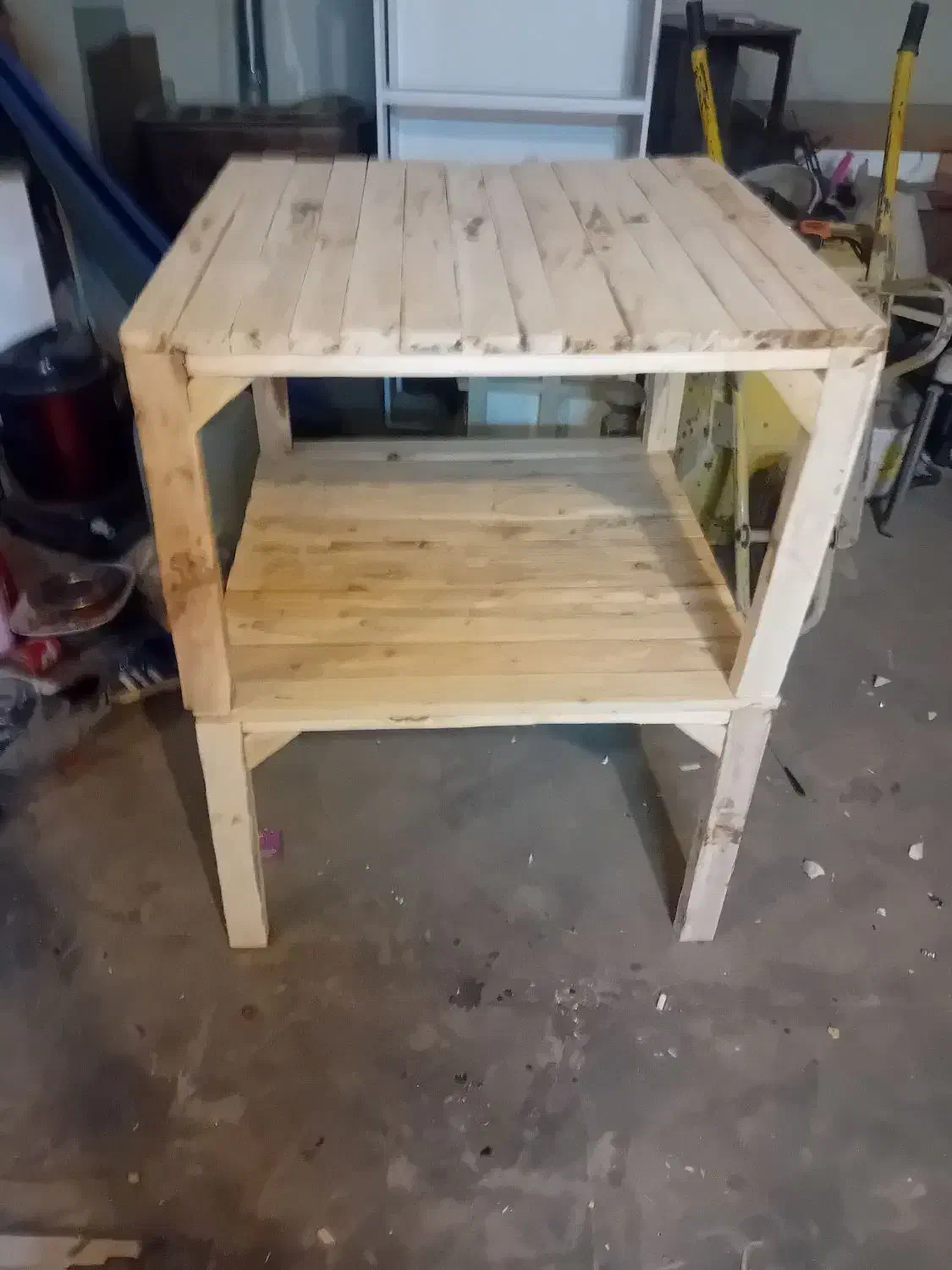 کرسی چوبی|بخاری، هیتر، شومینه|کرج, کمال‌شهر|دیوار