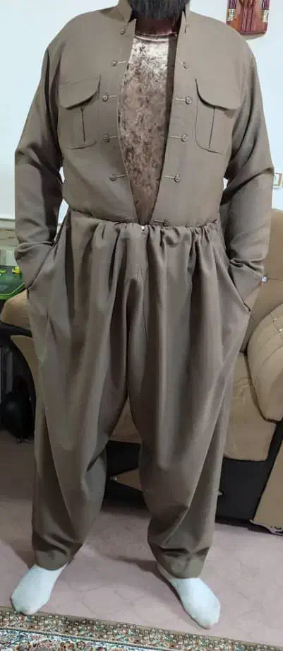 یک دست لباس کواپاتول کوردی نو قهوه ای سایز ۵۲|لباس|مهاباد (آذربایجان غربی), |دیوار