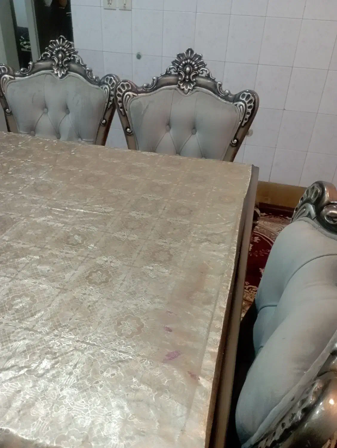 میز ناهار خوری باشش عدد صندلی سلطنتی|میز و صندلی غذاخوری|مرودشت, بیست متری بیمارستان|دیوار