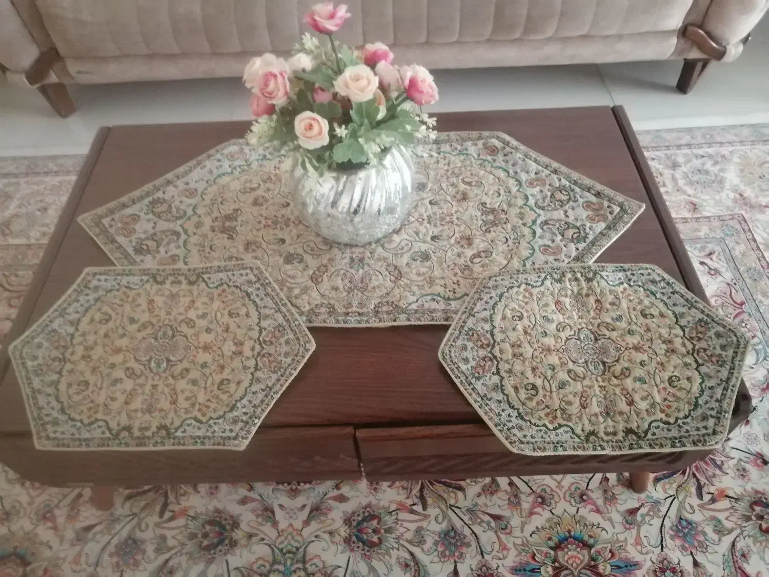 رومیزی وعسلی|پرده، رانر، رومیزی|سنندج, |دیوار