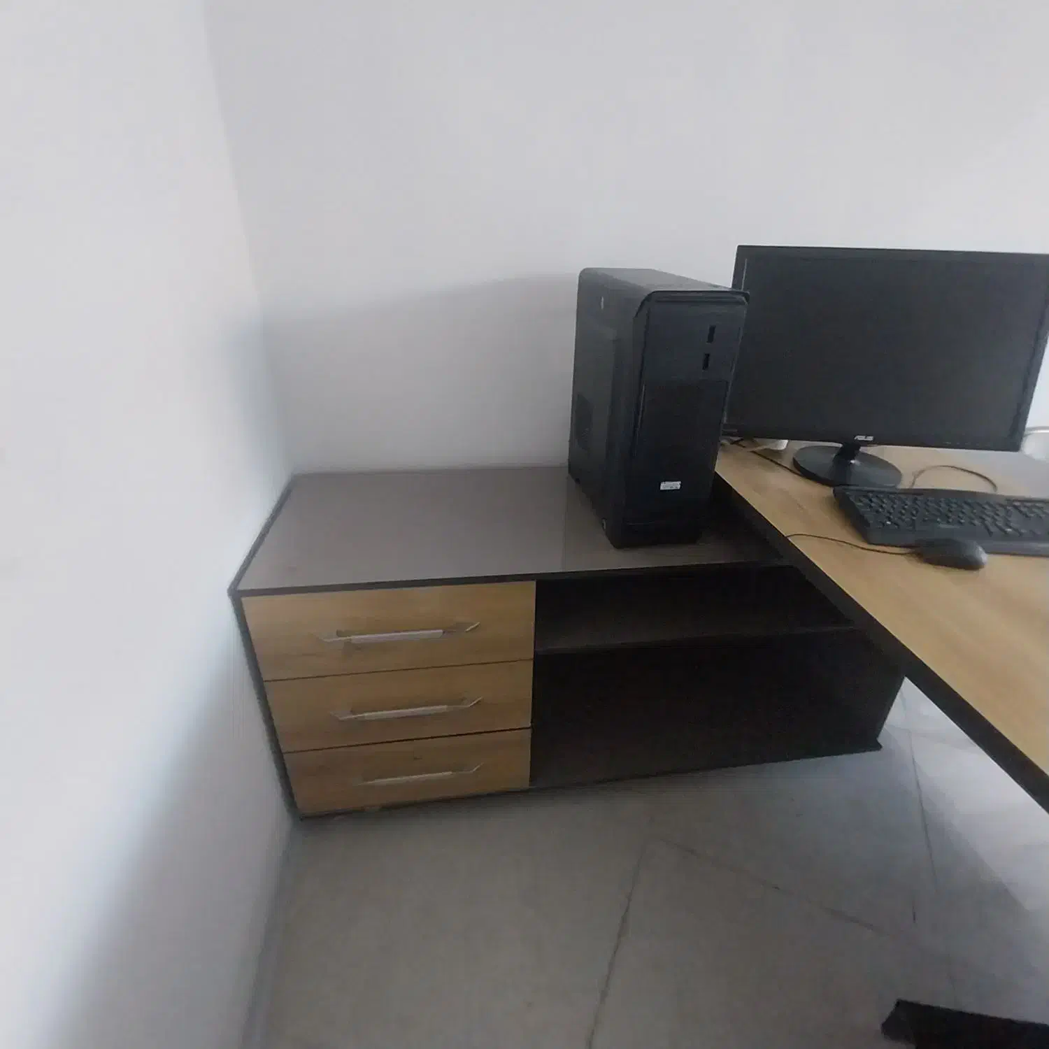 میز مدیریت|مبلمان اداری|ایلام, |دیوار