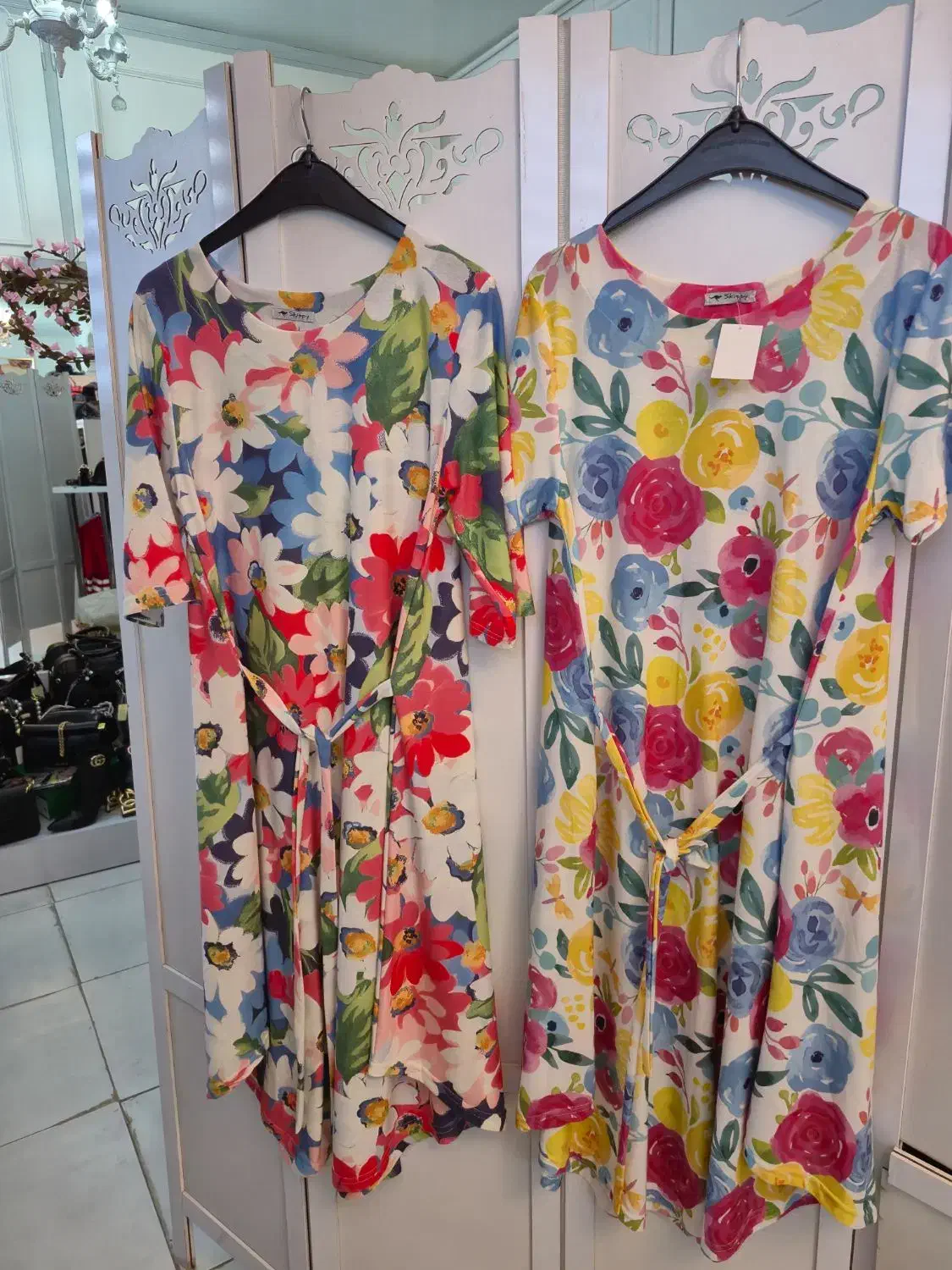 لباس شیک ورق بزن|لباس|مشهد, هنرستان|دیوار