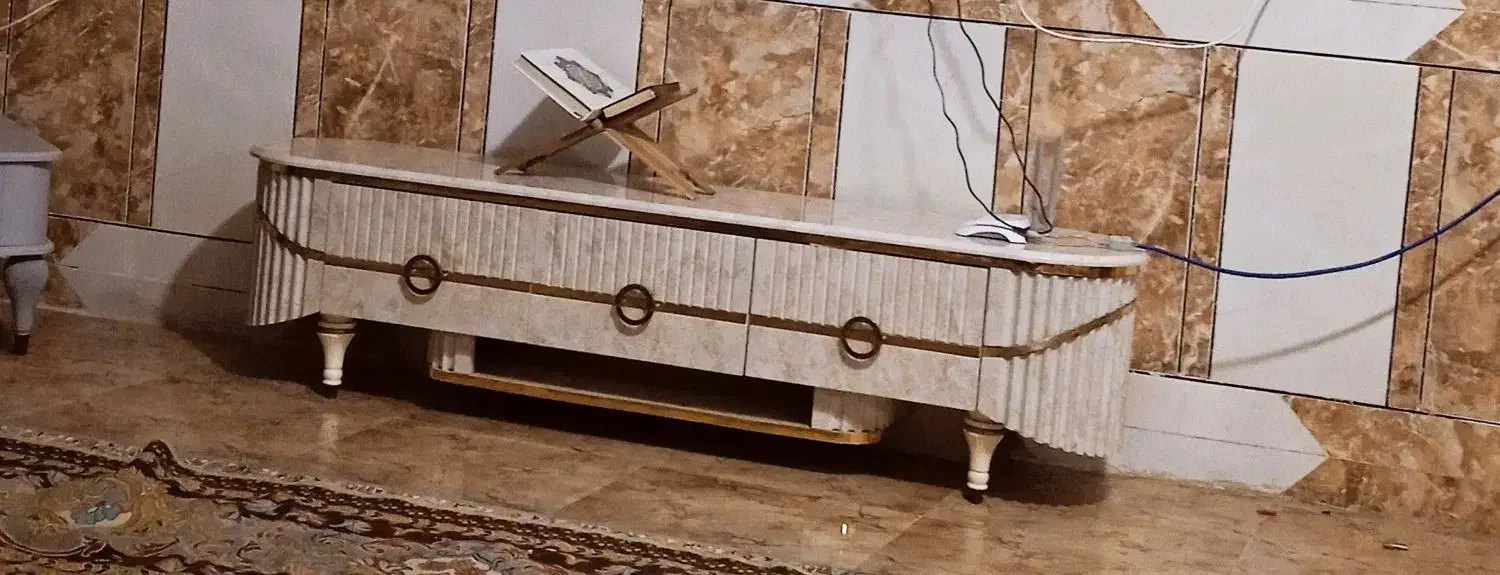 فروشی  به قیمت 2500 به این شماره|میز تلویزیون|بندرلنگه, |دیوار