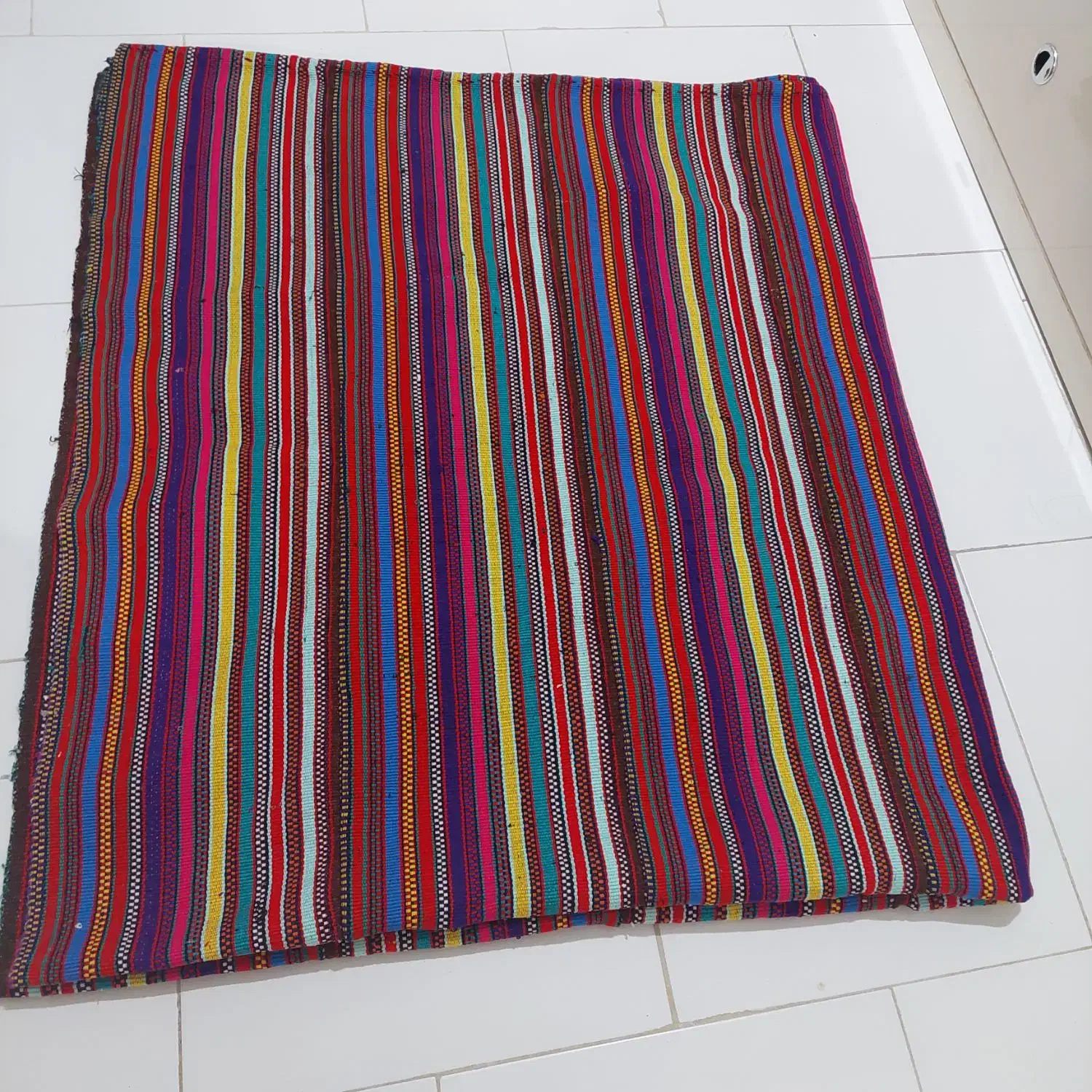 گلیم قدیمی دست بافت برای شب یلدا وخونه بوم گردی|گلیم، جاجیم، گبه|بابل, |دیوار