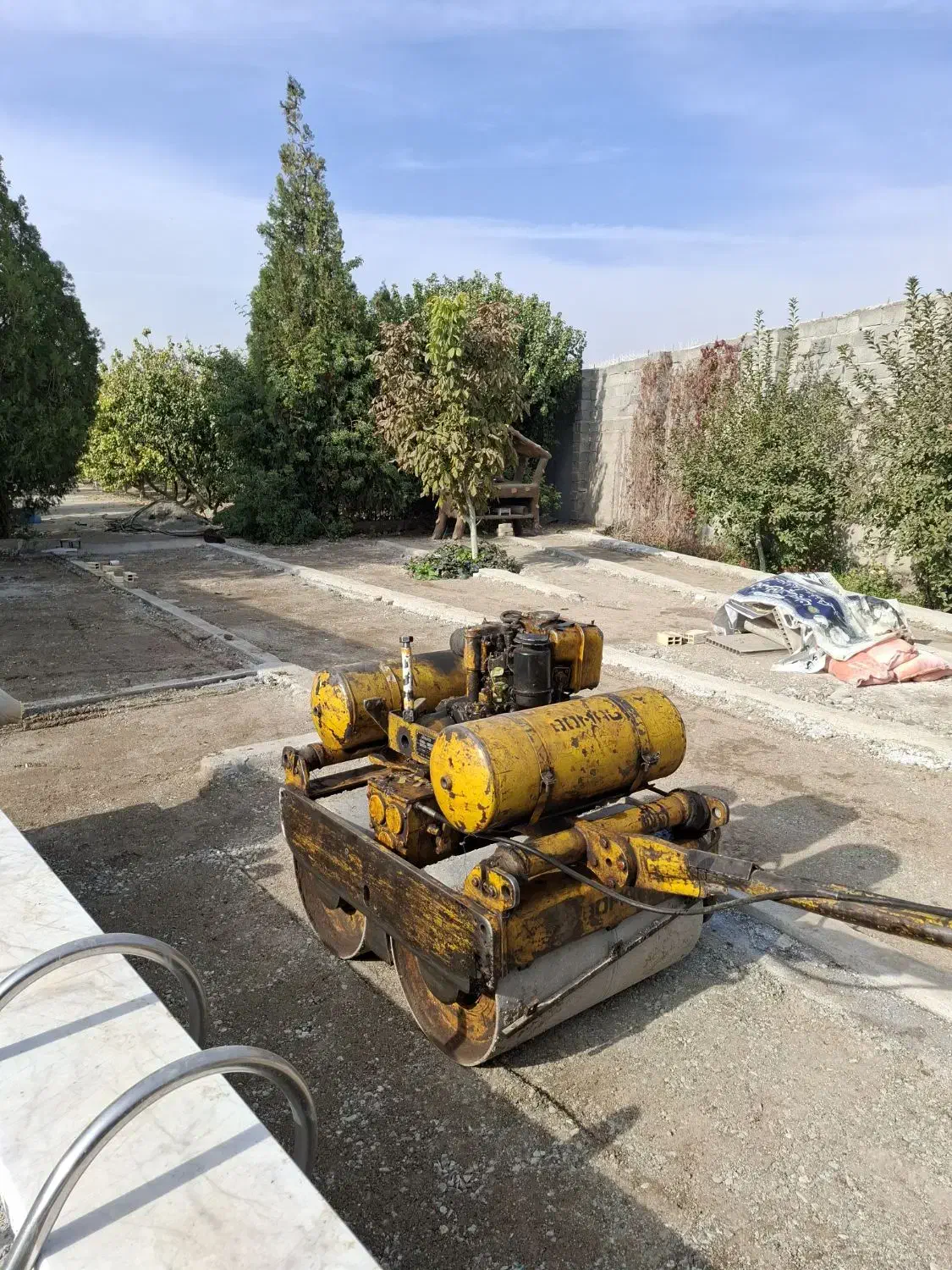 اجاره دهنده غلطک بیست تنی و10تنی باویبره کمپکی|خدمات حمل و نقل|کرج, کمال‌شهر|دیوار