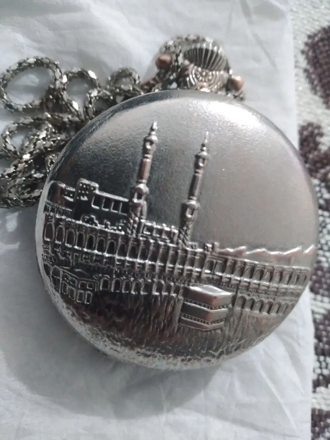 ساعت جیبی وآویز|کلکسیون اشیاء عتیقه|زنجان, |دیوار