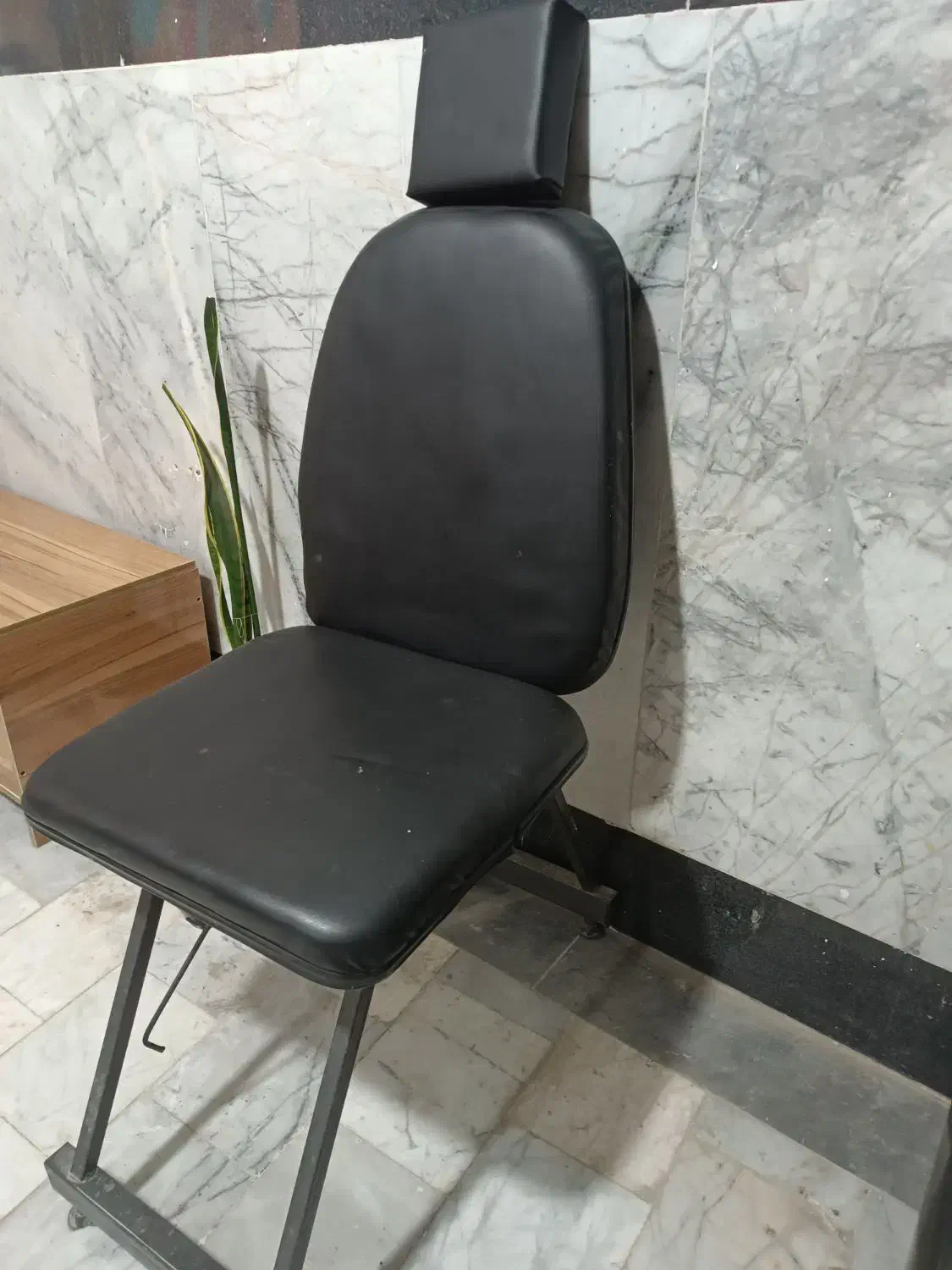 صندلی|صندلی و نیمکت|کلاله, |دیوار