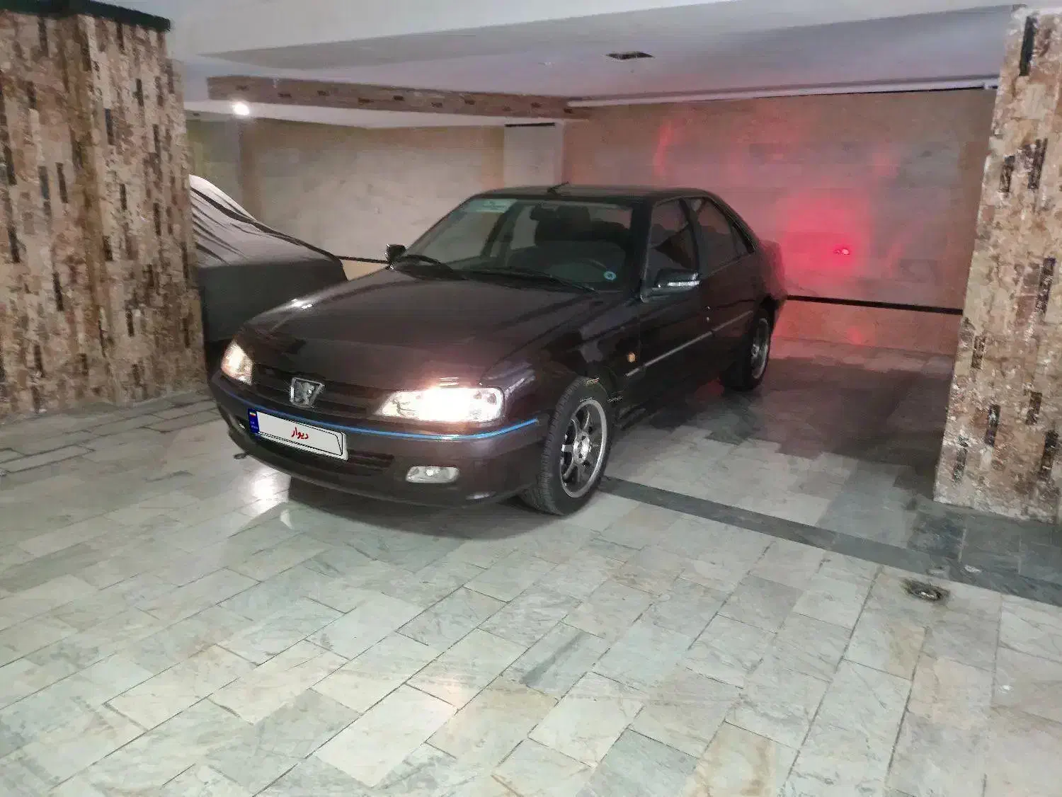 پارس ۱۴۰۰ مشکی بالوازم|خودرو سواری و وانت|تهران, شهرک پرواز|دیوار