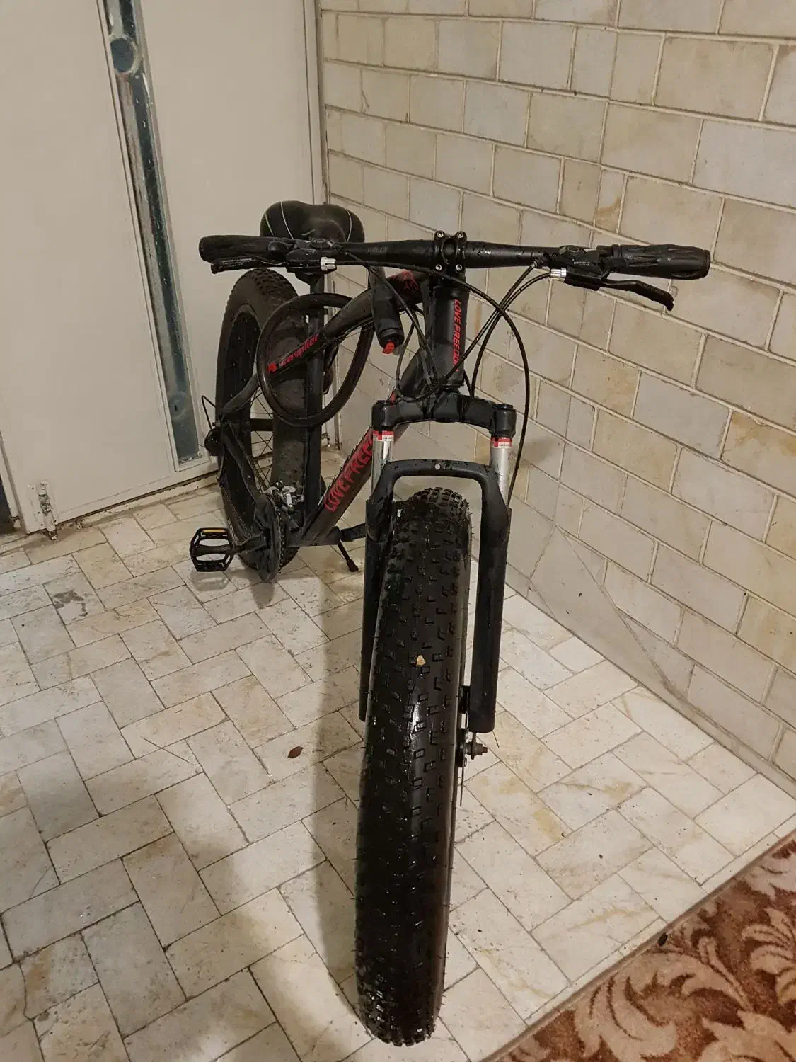 دوچرخه لاستیک پهن جگوار وارداتی|دوچرخه، اسکیت، اسکوتر|تهران, ایران|دیوار