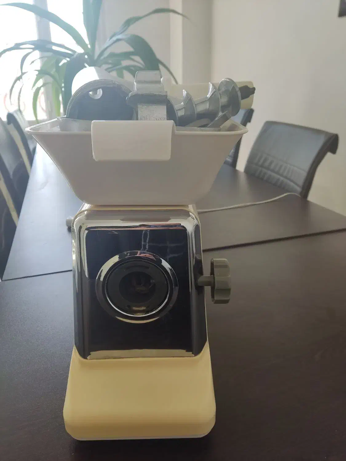 چرخ گوشت|خردکن، آسیاب، غذاساز|کرج, عظیمیه|دیوار