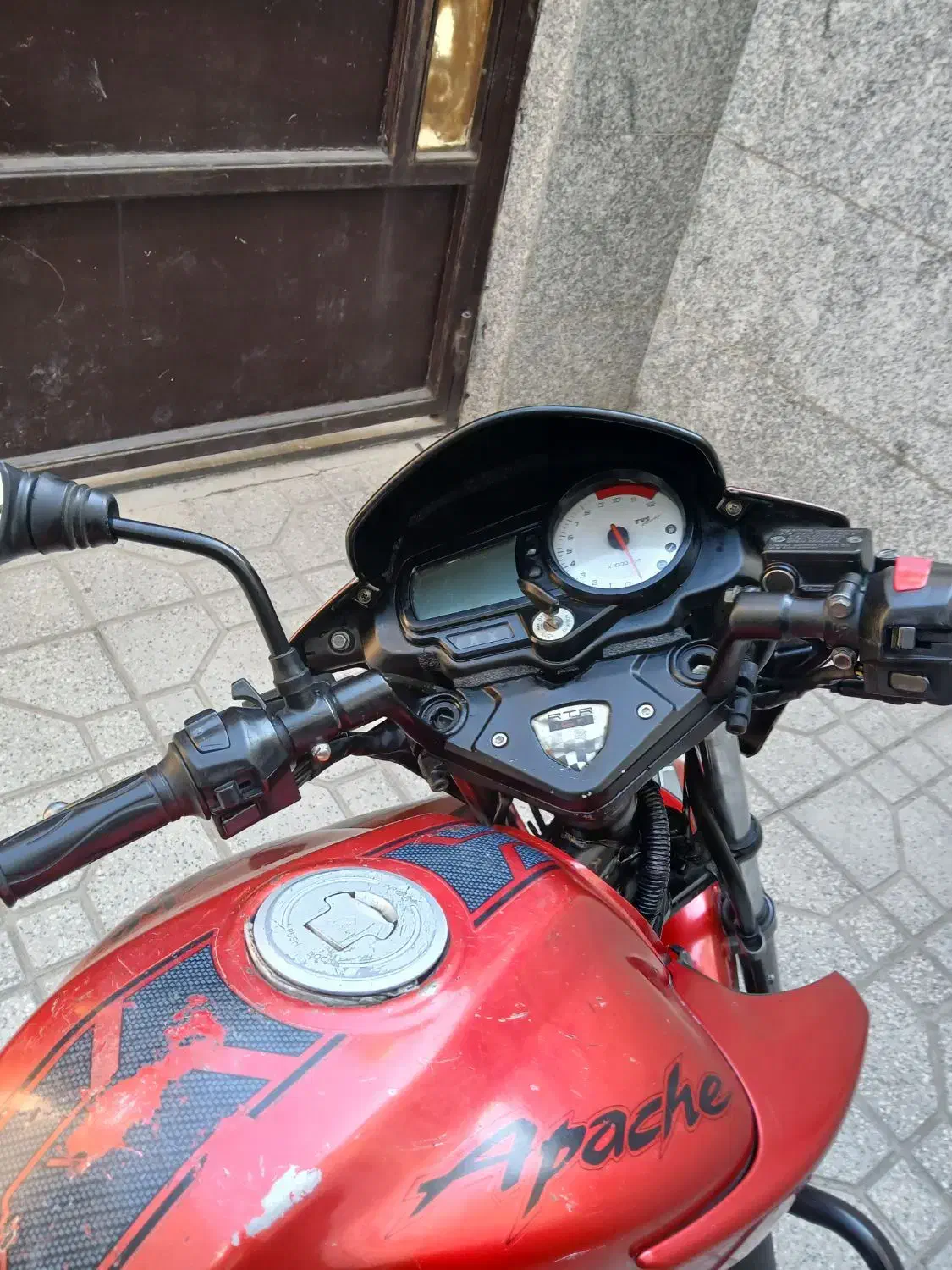 اپاچی ۱۶۰|موتورسیکلت|تهران, شهرک دانشگاه|دیوار