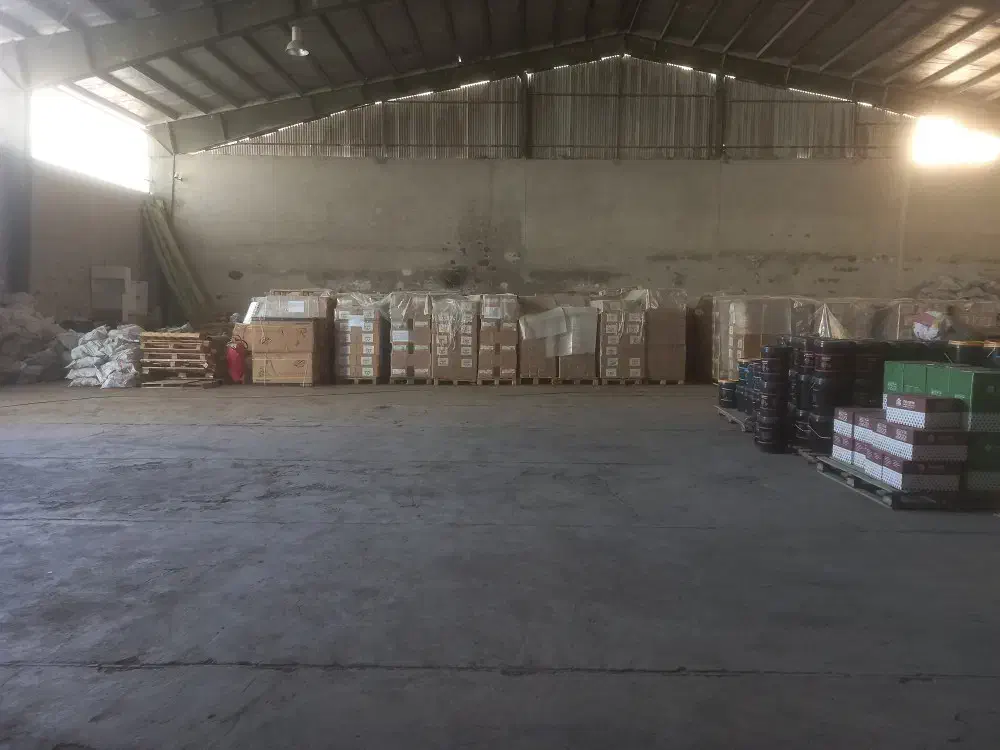 اجاره سوله مسقف وحیاط|اجارهٔ دفتر صنعتی، کشاورزی، تجاری|باقرشهر, |دیوار