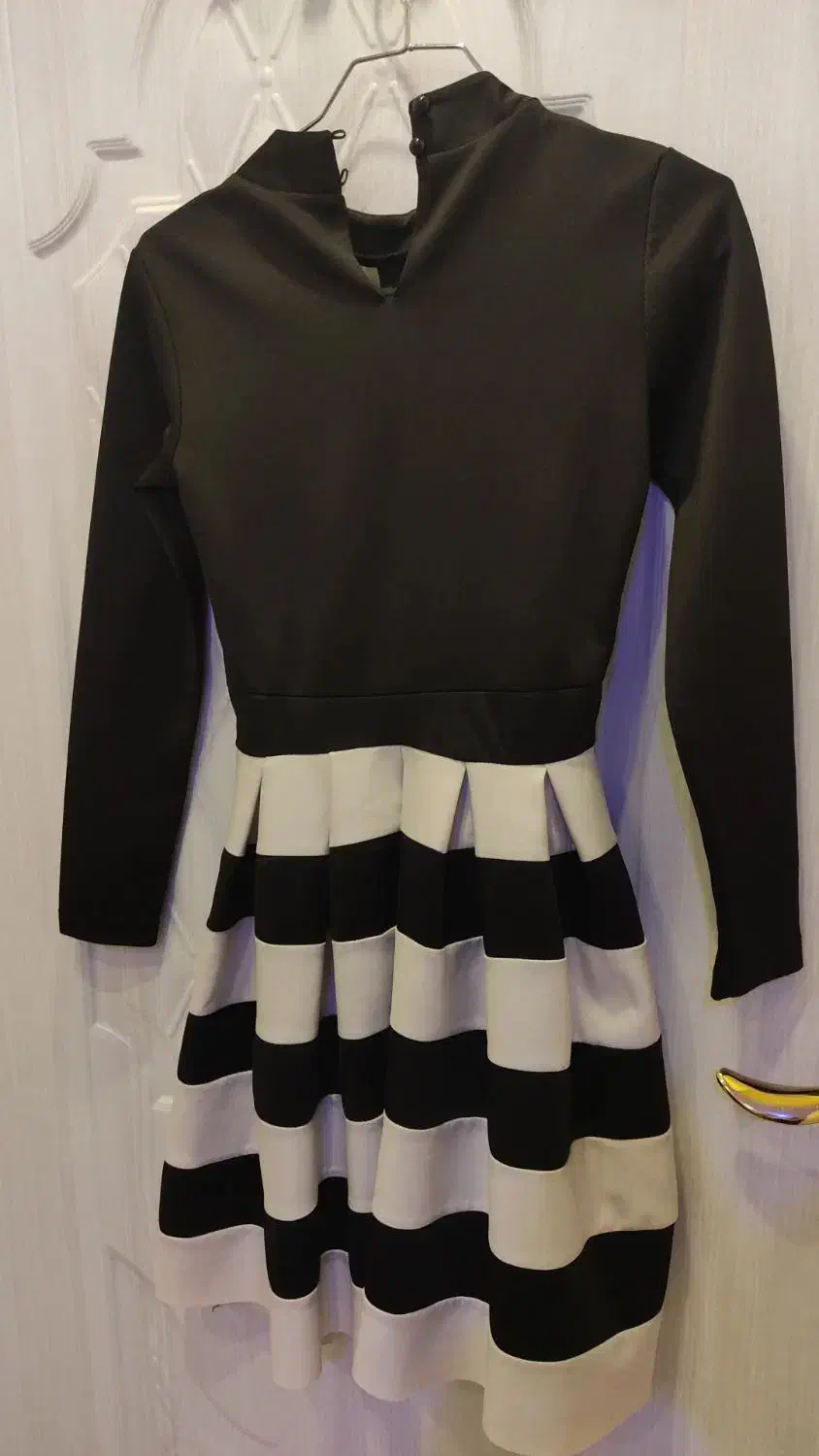 لباس مجلسی|لباس|بومهن, |دیوار