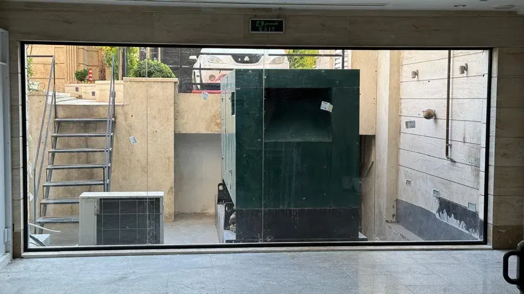 کارگر ساده نصب شیشه|استخدام معماری، عمران و ساختمانی|تهران, شیخ هادی|دیوار