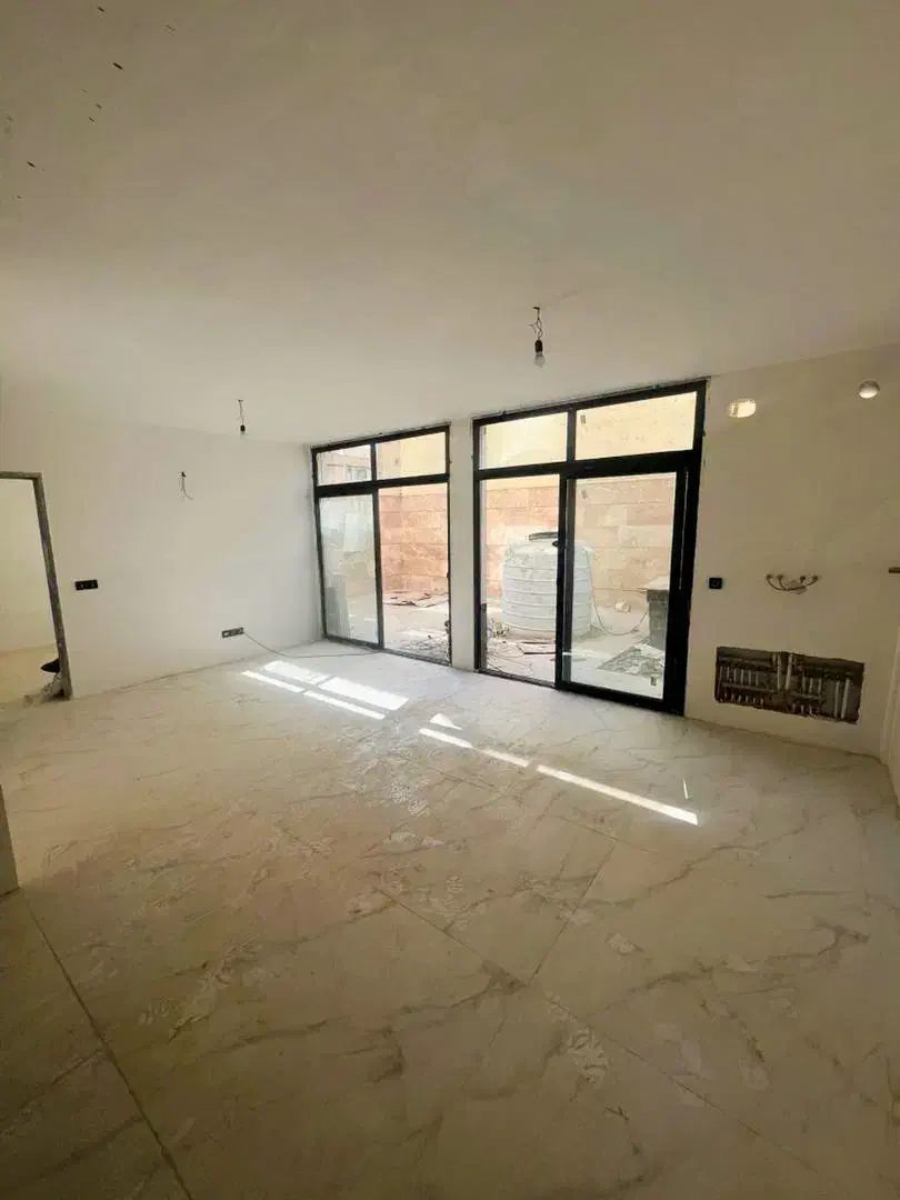 آپارتمان2 خواب حیاط اختصاصی تمام سنگ top location|پیش‌فروش املاک|اصفهان, رزمندگان|دیوار