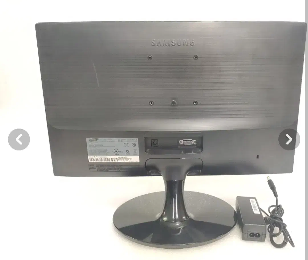 مانیتور 19اینچ سامسونگ|قطعات و لوازم جانبی رایانه|پاکدشت, خاتون آباد|دیوار