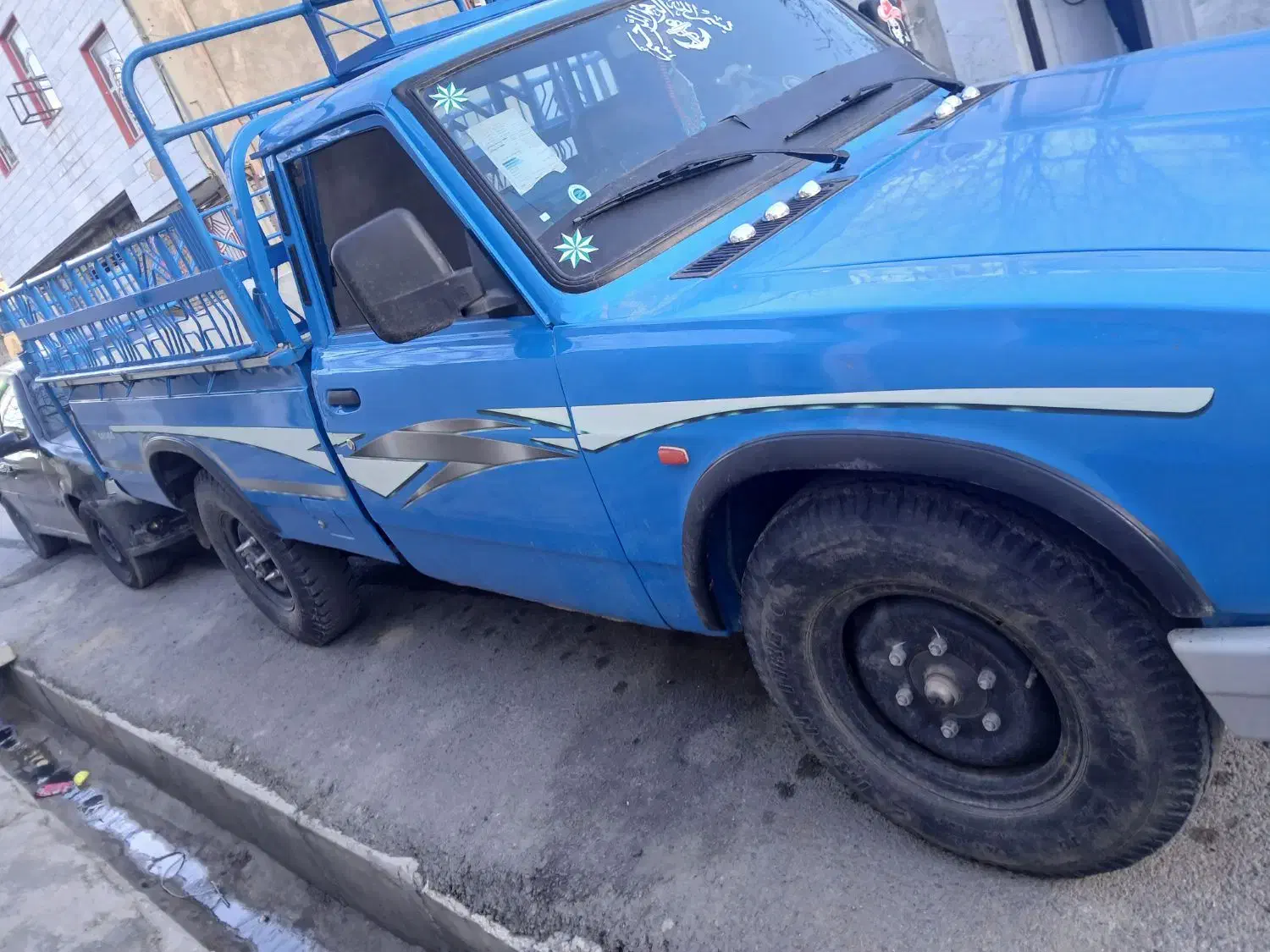 نیسان|خودرو سواری و وانت|الیگودرز, |دیوار