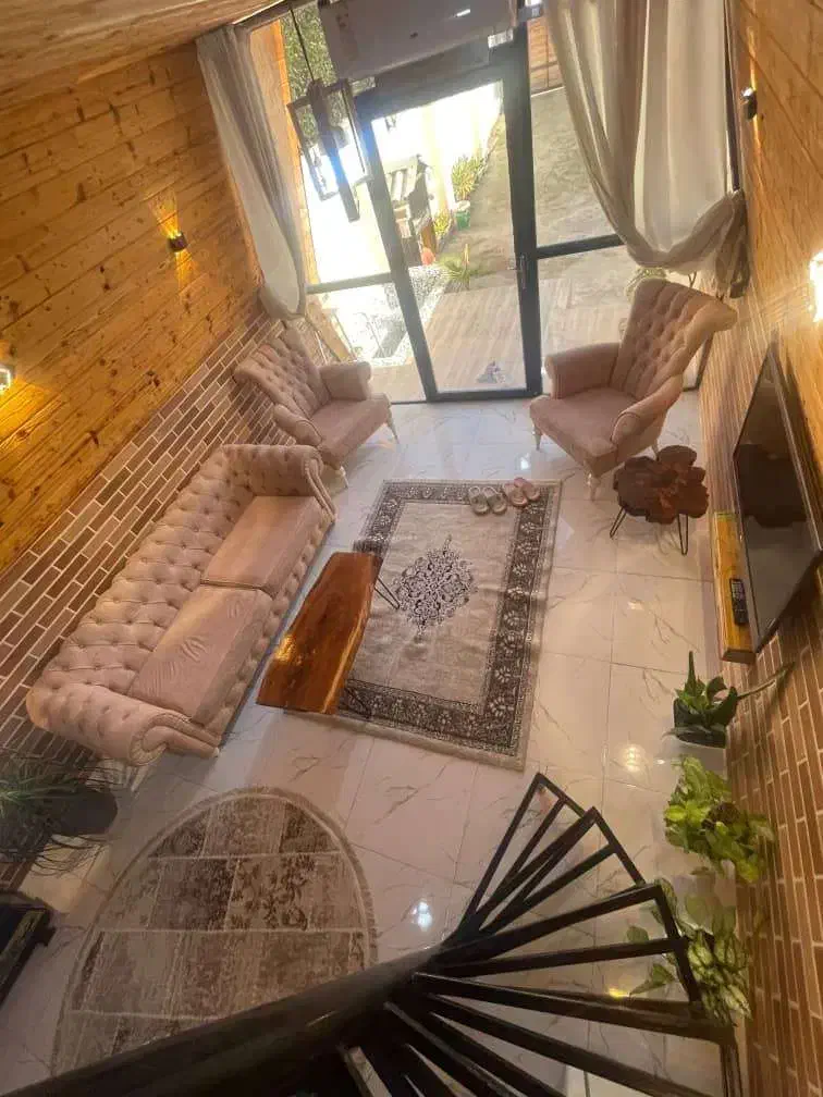 کلبه زردجکوزی دارباامکانات رفاهی ساجدی|اجارهٔ کوتاهمدت ویلا و باغ|تنکابن, |دیوار