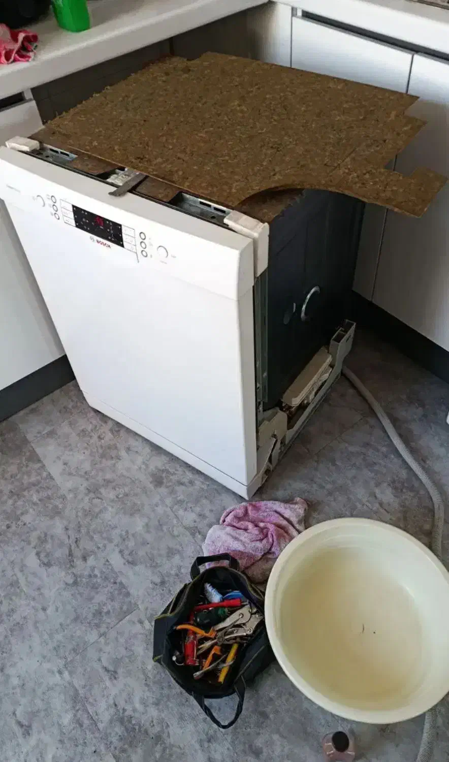 تعمیر و نصب لوازم خانگی تضمینی|خدمات پیشه و مهارت|تبریز, |دیوار