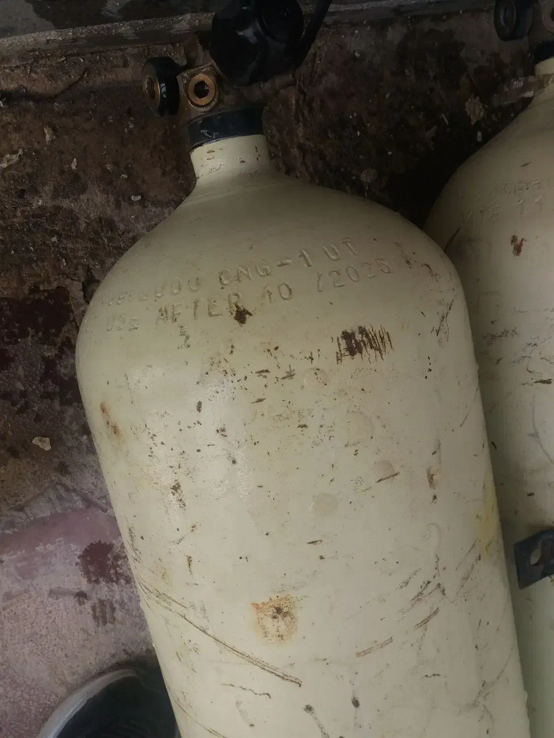 کپسول cng|قطعات یدکی و لوازم جانبی|صائین قلعه, |دیوار