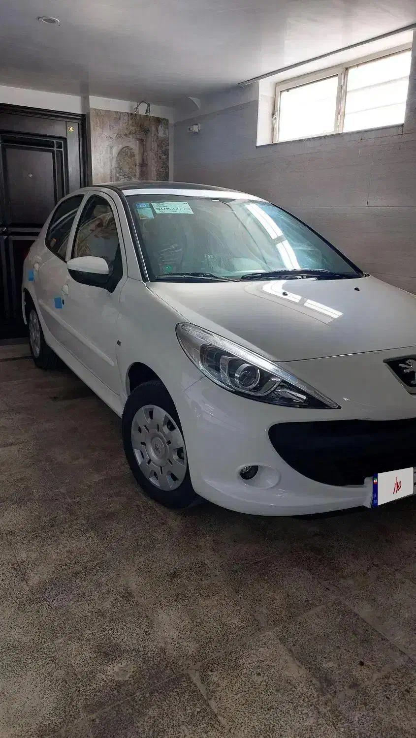 207 پاناروما خشک|خودرو سواری و وانت|گرگان, |دیوار