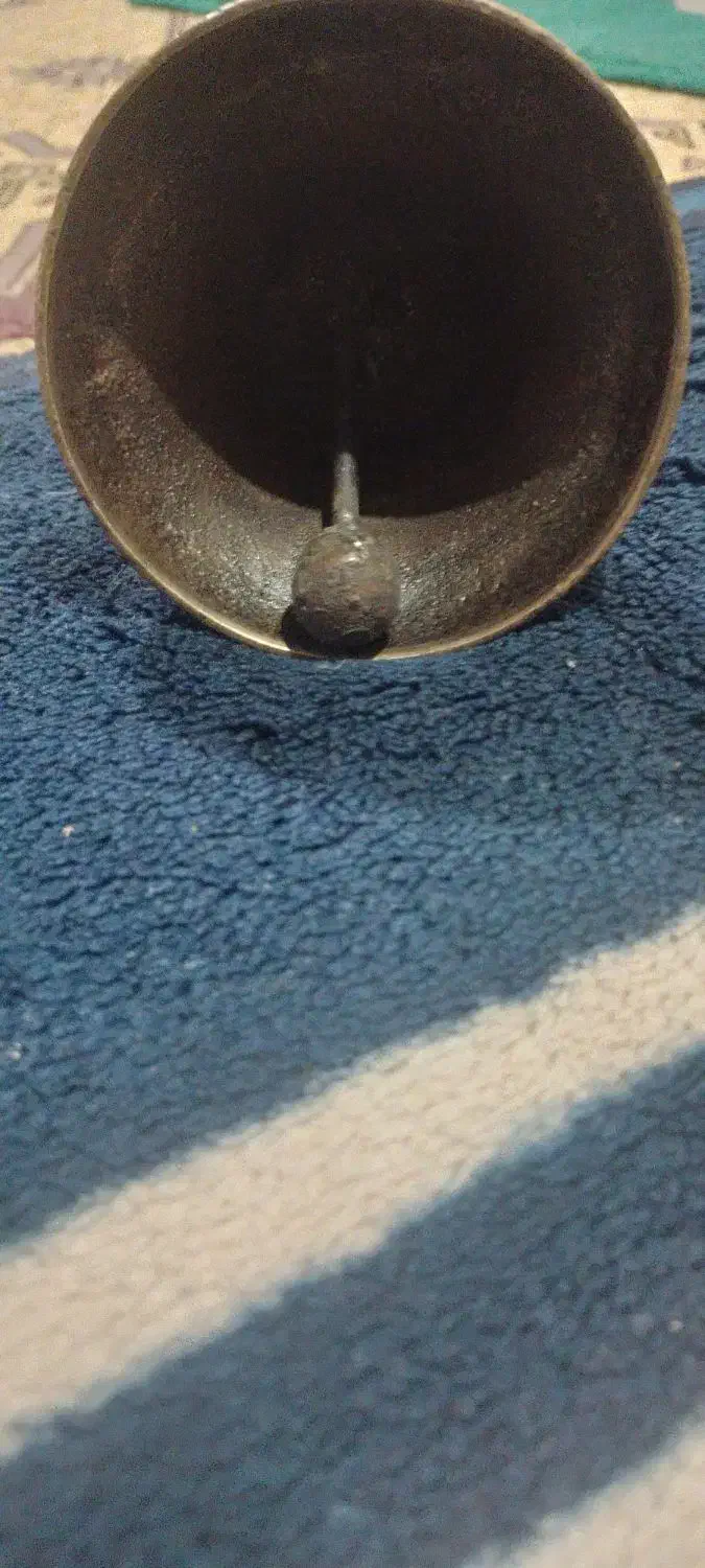 زنگوله|کلکسیون اشیاء عتیقه|شهرکرد, |دیوار