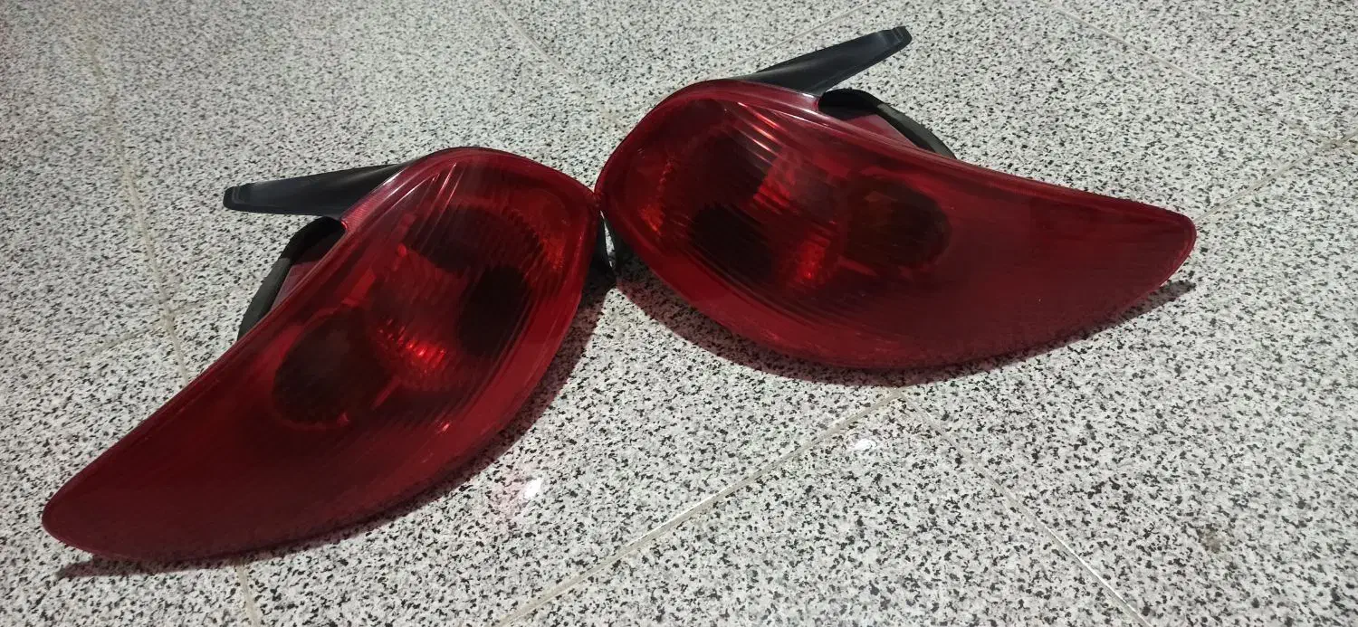 چراغ پشت 206|قطعات یدکی و لوازم جانبی|اردبیل, |دیوار