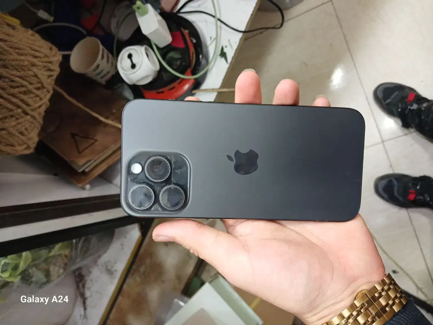 آیفون ۱۵ پرومکس ۲۵۶|موبایل|پرند, فاز ۱|دیوار