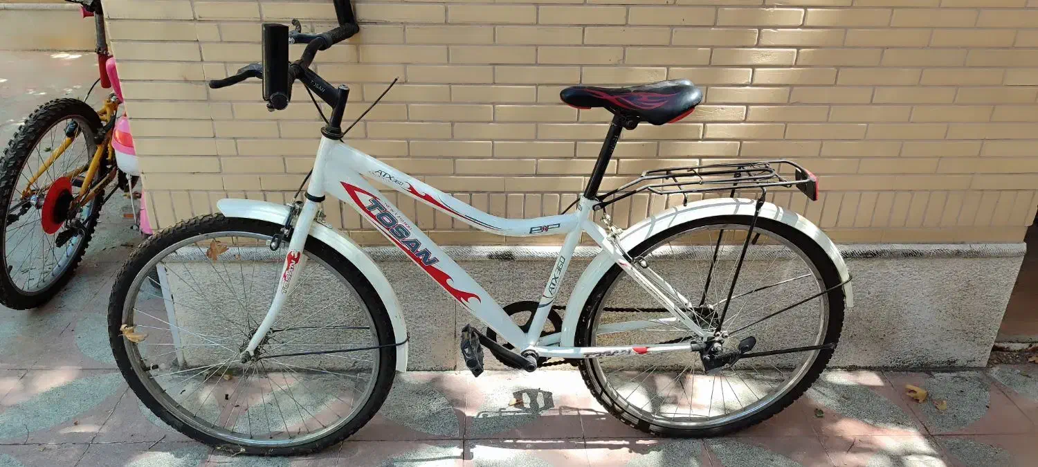 سلام چنتا دوچرخه سالم ویک عدد اسکوتر|دوچرخه، اسکیت، اسکوتر|شیراز, شهرک مهدیه|دیوار