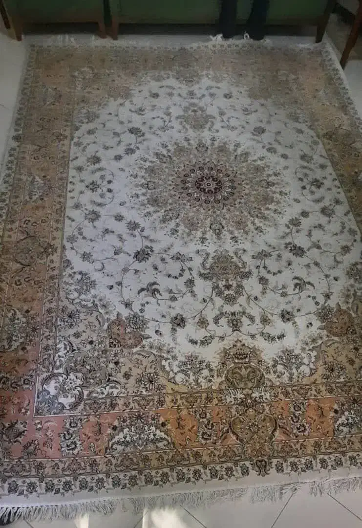 فرش|فرش|تهران, وردآورد|دیوار