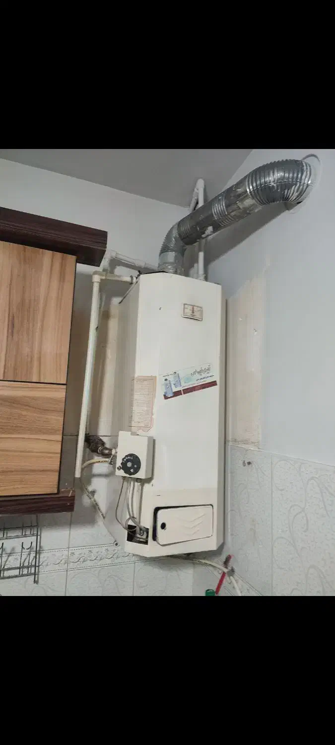 آبگرمکن 50لیتری|آبگرمکن، پکیج، شوفاژ|مشهد, سعد آباد|دیوار