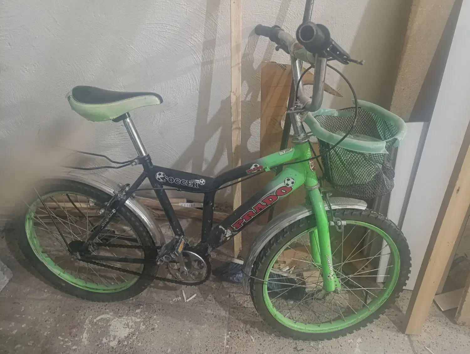 دوچرخه در حد نو سایز ۲۰|دوچرخه، اسکیت، اسکوتر|میانه, |دیوار