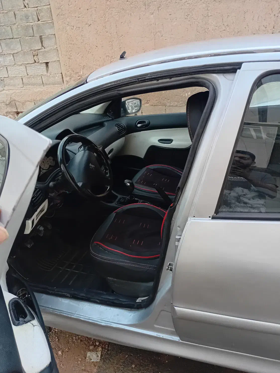 ۲۰۶مدل۸۳|خودرو سواری و وانت|شیراز, شاپورجان|دیوار