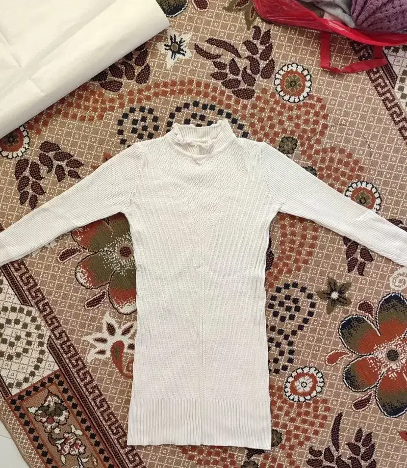 درحدنو|لباس|گلبهار, شهر جدید گلبهار|دیوار