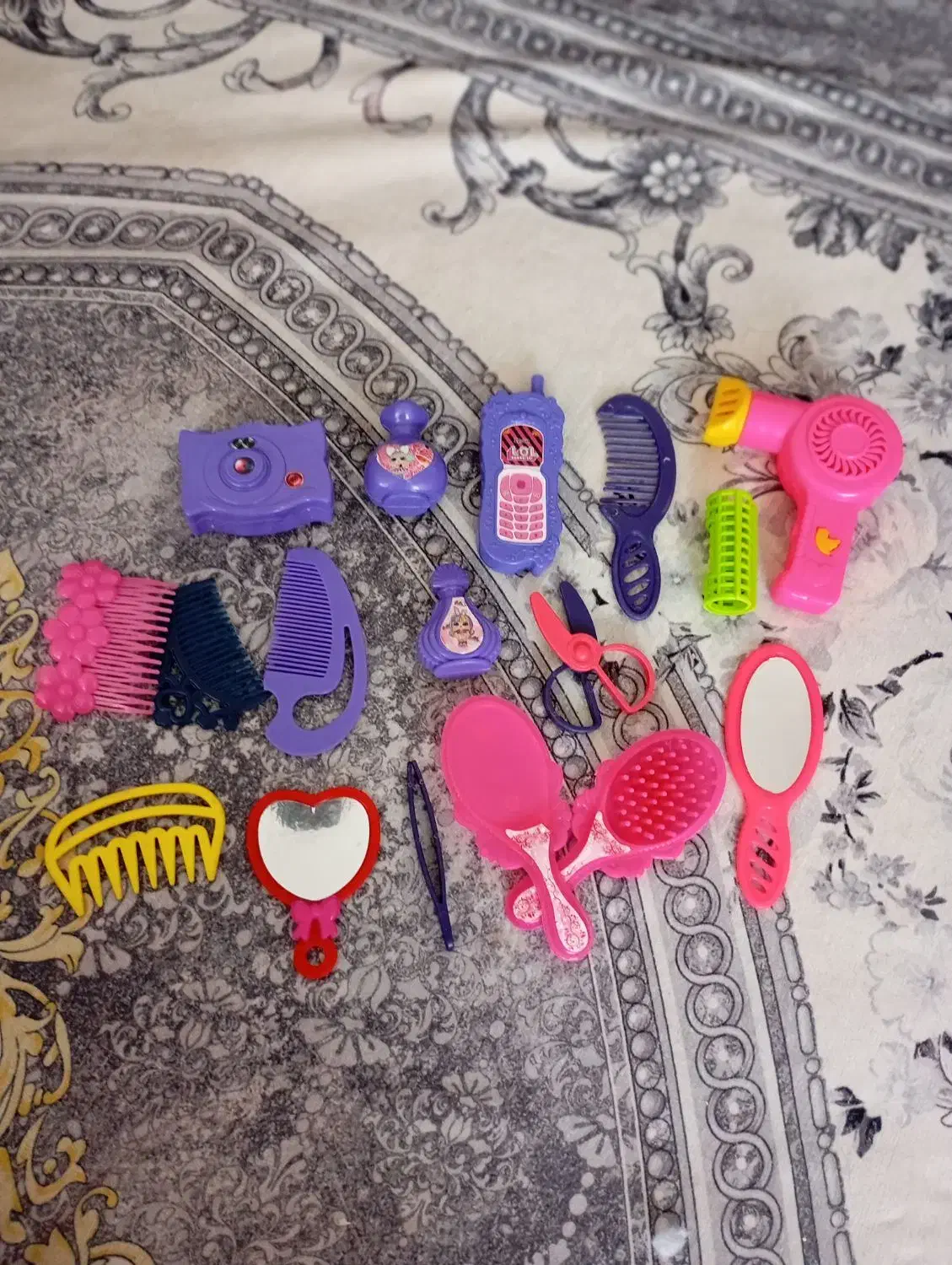 تعدادی اسباب|اسباب و اثاث بچه|چهاردانگه (تهران), |دیوار