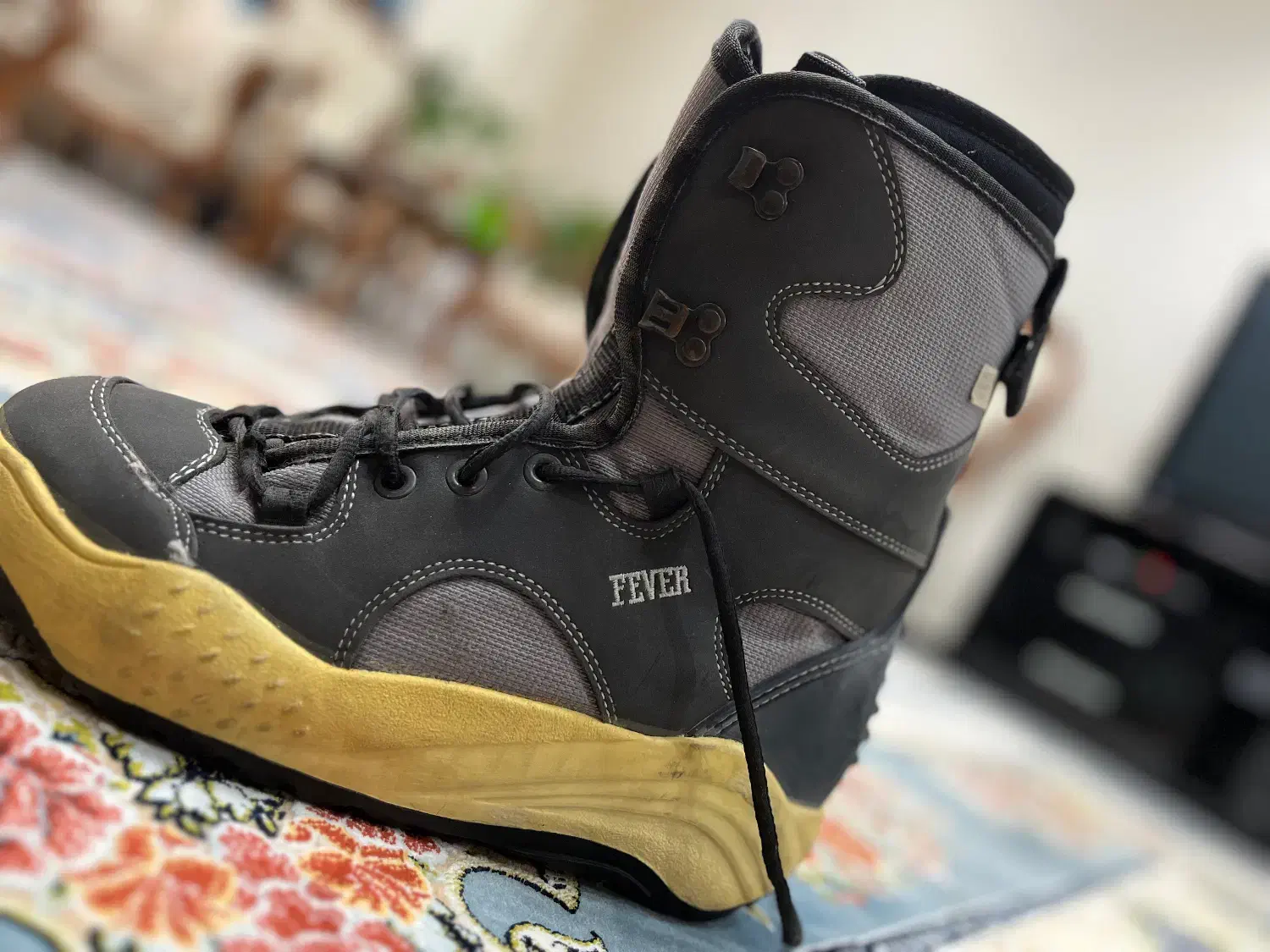 پوتین مناسب کوه نوردی|کیف، کفش، کمربند|کرج, گوهردشت|دیوار