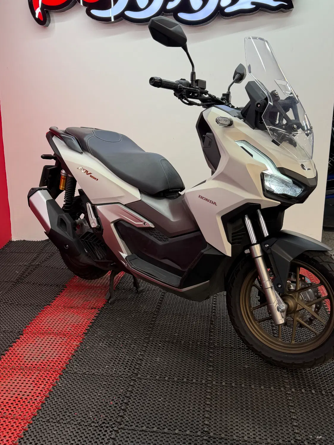Adv160|موتورسیکلت|گندمان, |دیوار