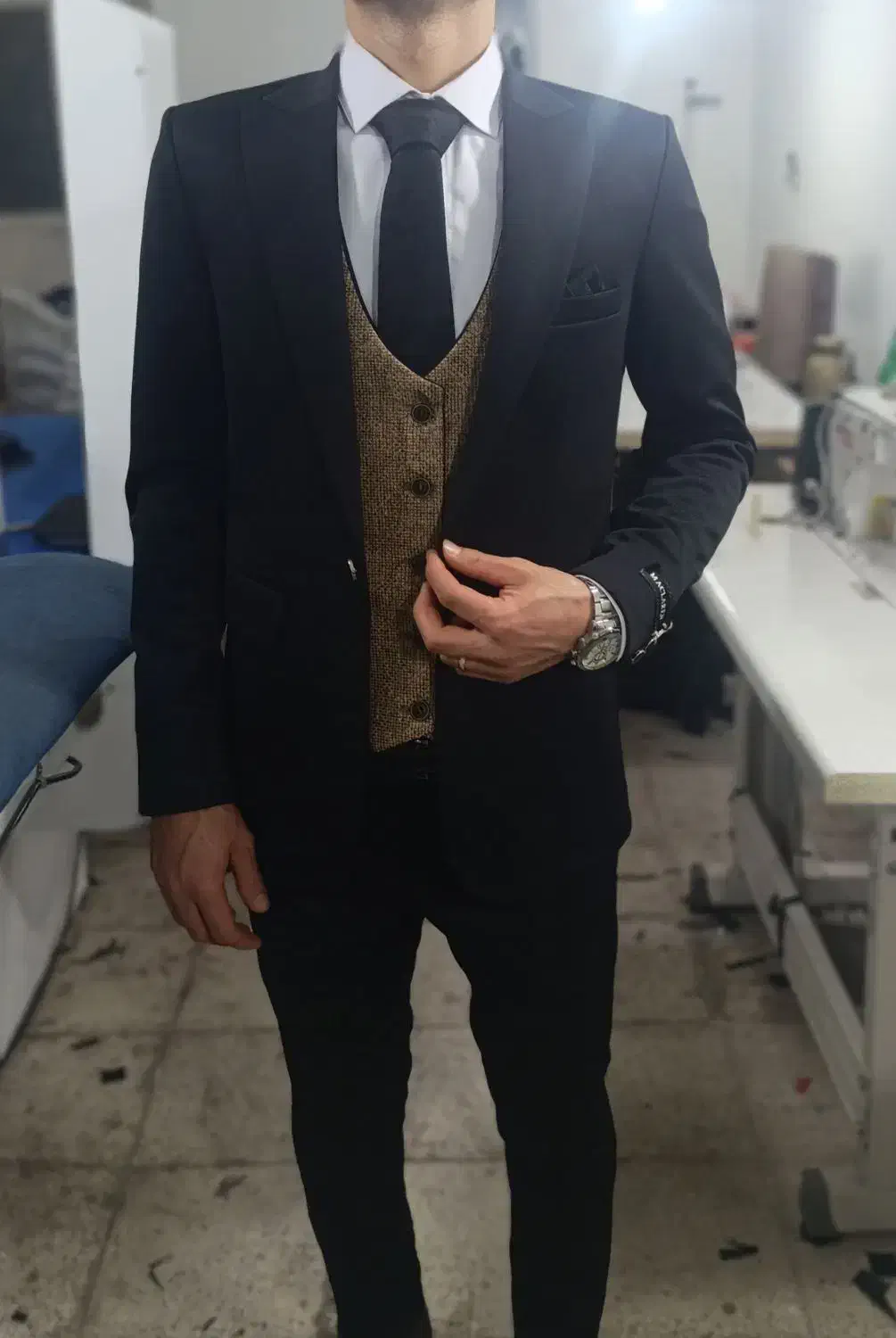 کت و شلوار مجلسی و دامادی در تولیدی...|لباس|قم, باغ شریفی|دیوار