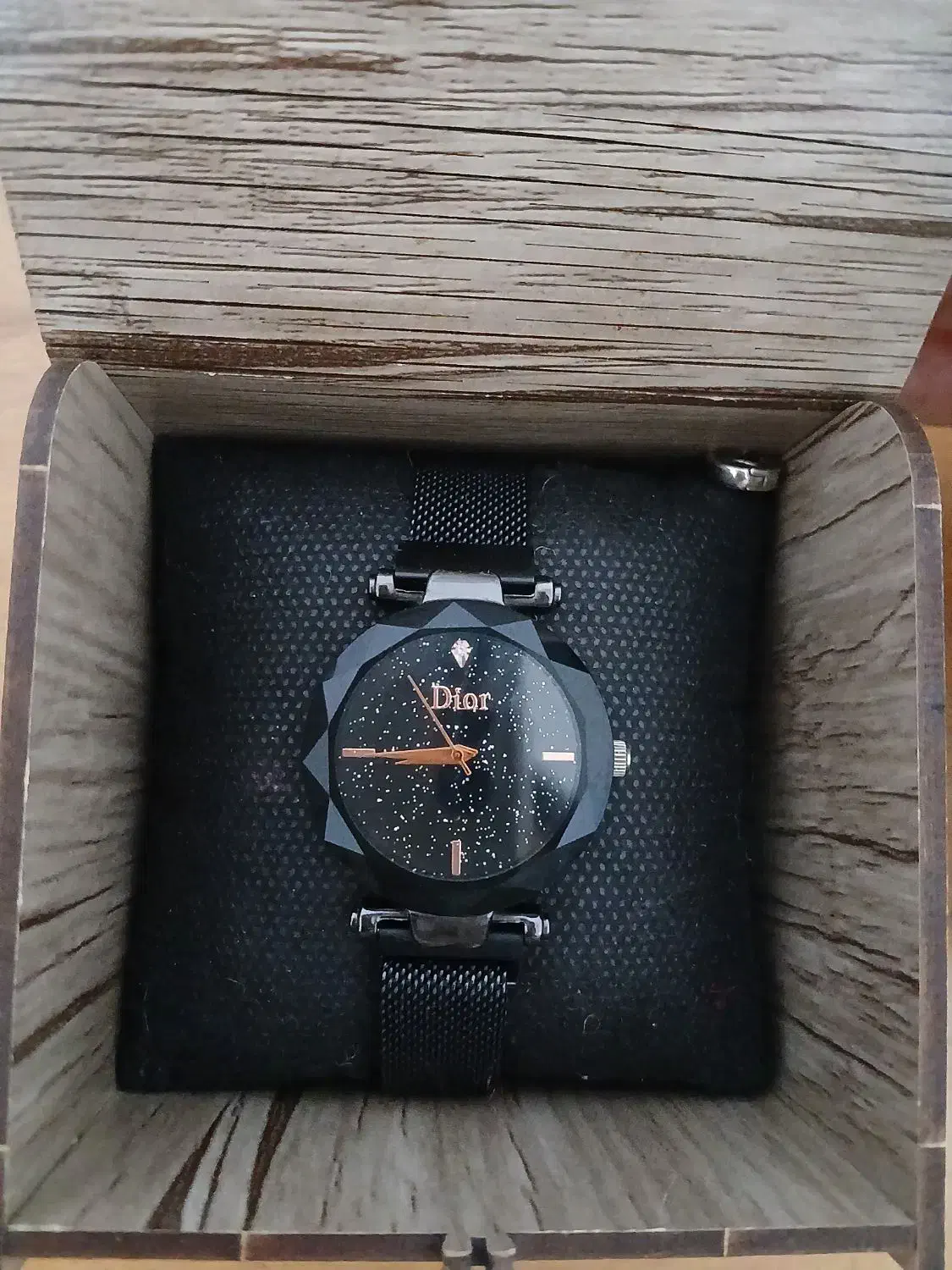 ساعت خوشگل و نو|ساعت|نهاوند, |دیوار