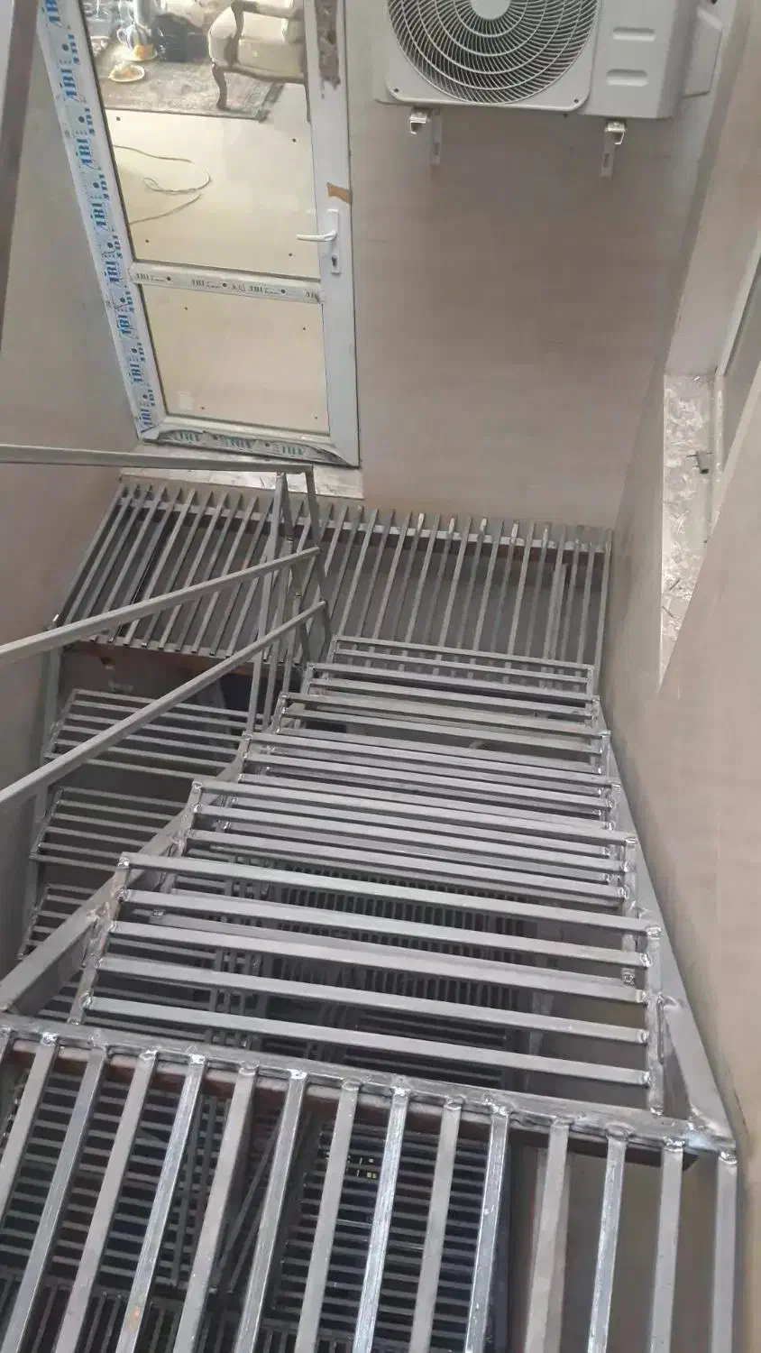 جوشکاری حرفه ای ساخت سایبان.حفاظ پنجره. پله فرار|خدمات پیشه و مهارت|اهواز, کوی باهنر|دیوار