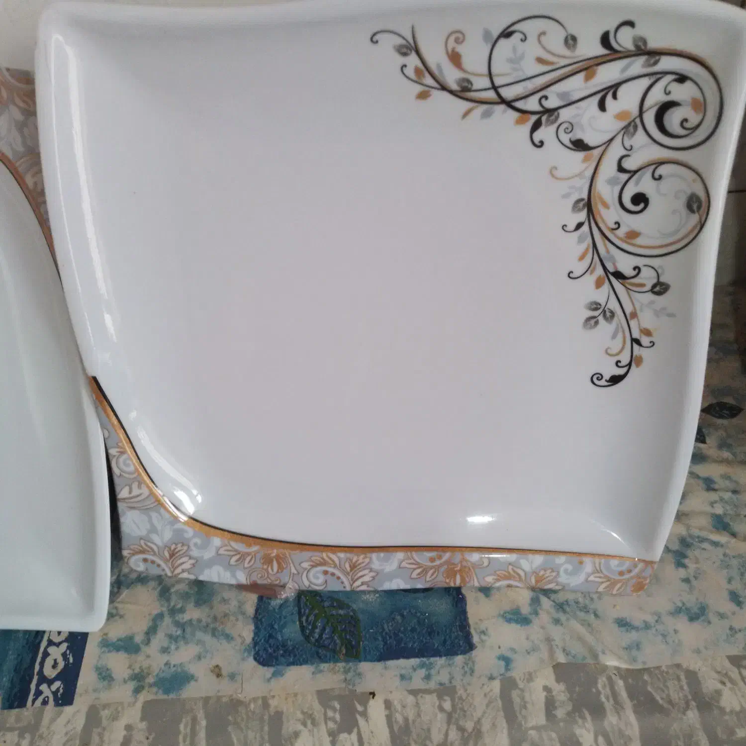 دیس وبشقاب|ظروف سرو و پذیرایی|لنگرود, |دیوار