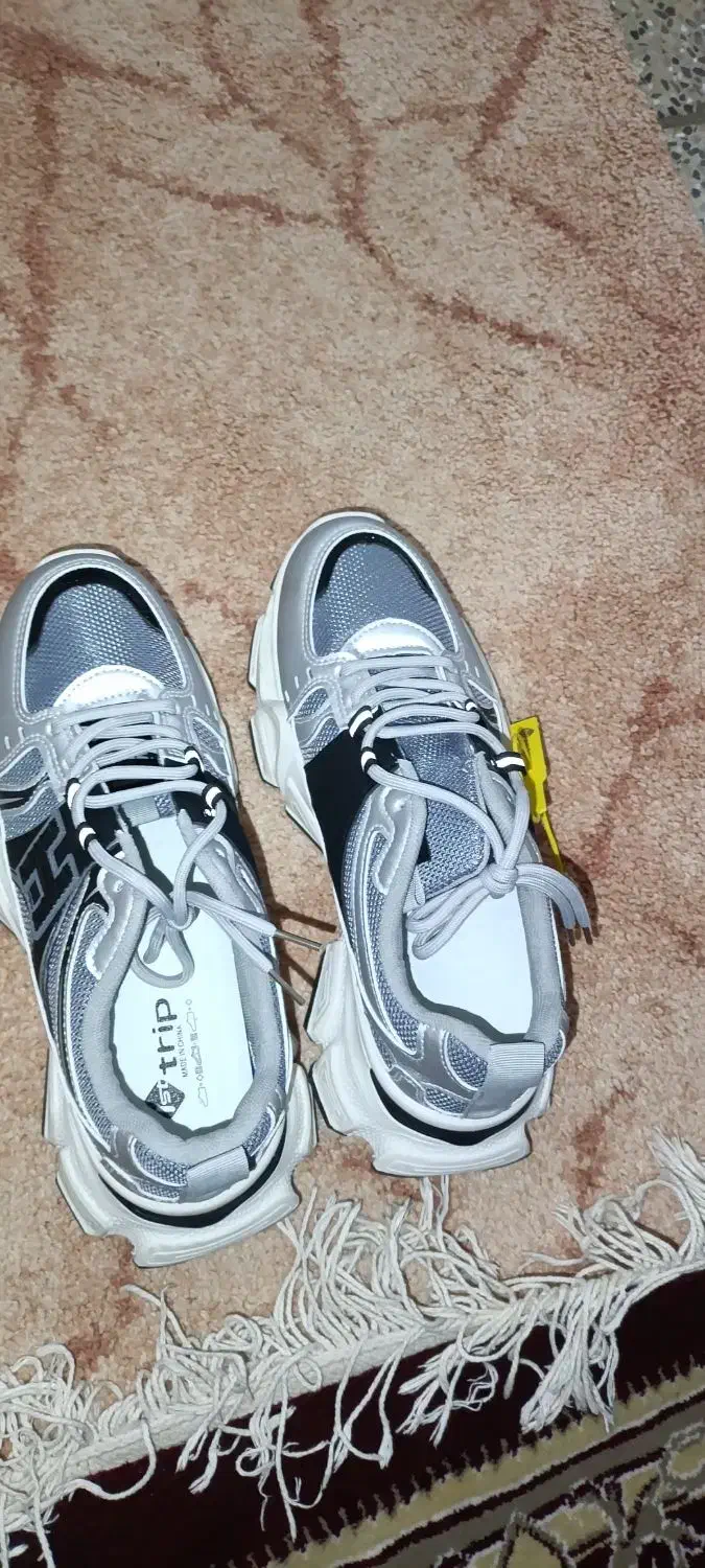 کفش نونو خارجی|کیف، کفش، کمربند|سیوان, |دیوار