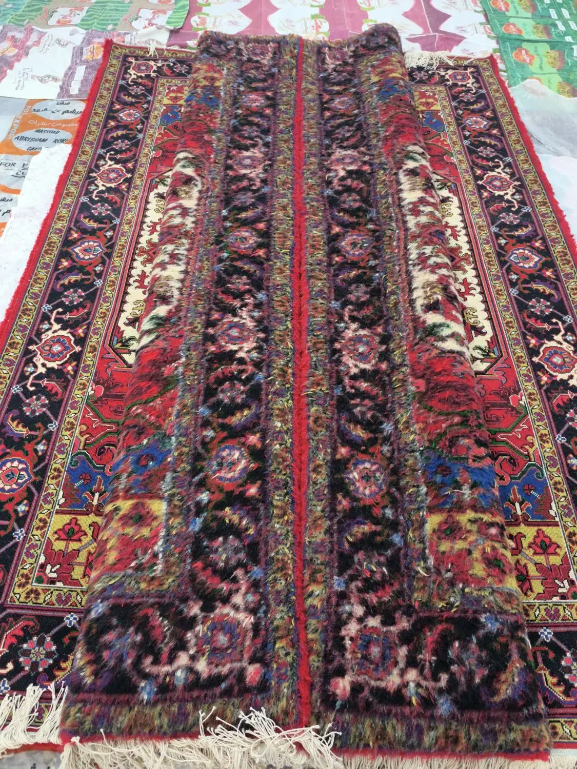 دوجفت فرش دستبافت هریس|فرش|باسمنج, |دیوار