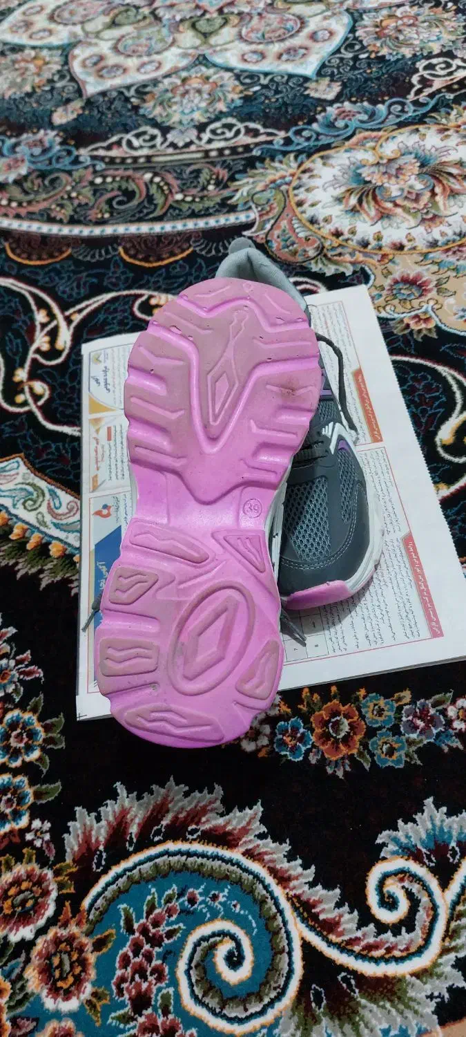 کفش اسپرت دخترانه|کفش و لباس بچه|بیجار, |دیوار